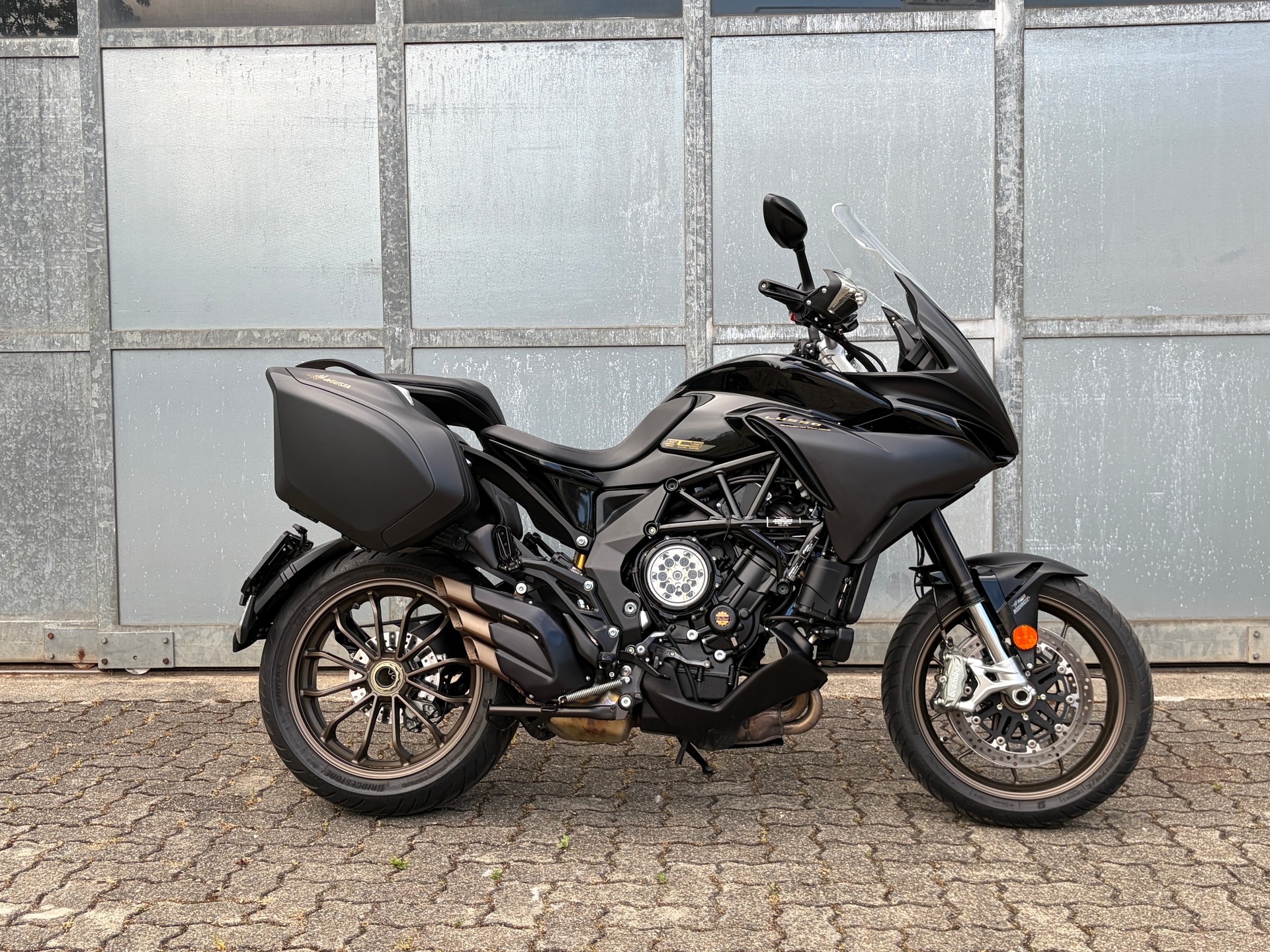 MV AGUSTA Veloce Lusso
