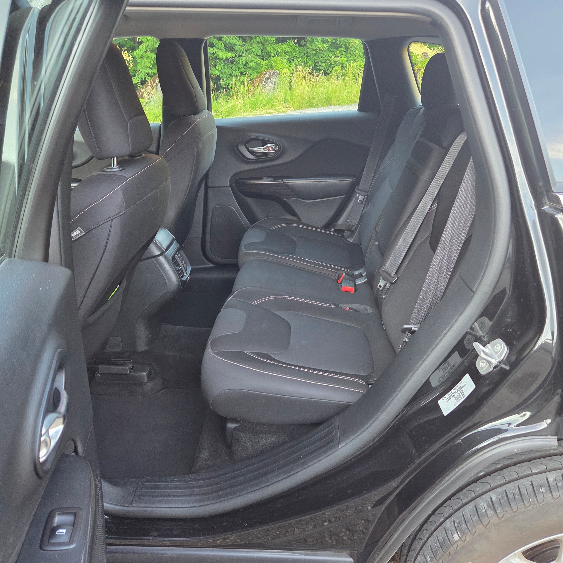 JEEP Cherokee 2.0TD Longitude AWD 9ATX-image-13