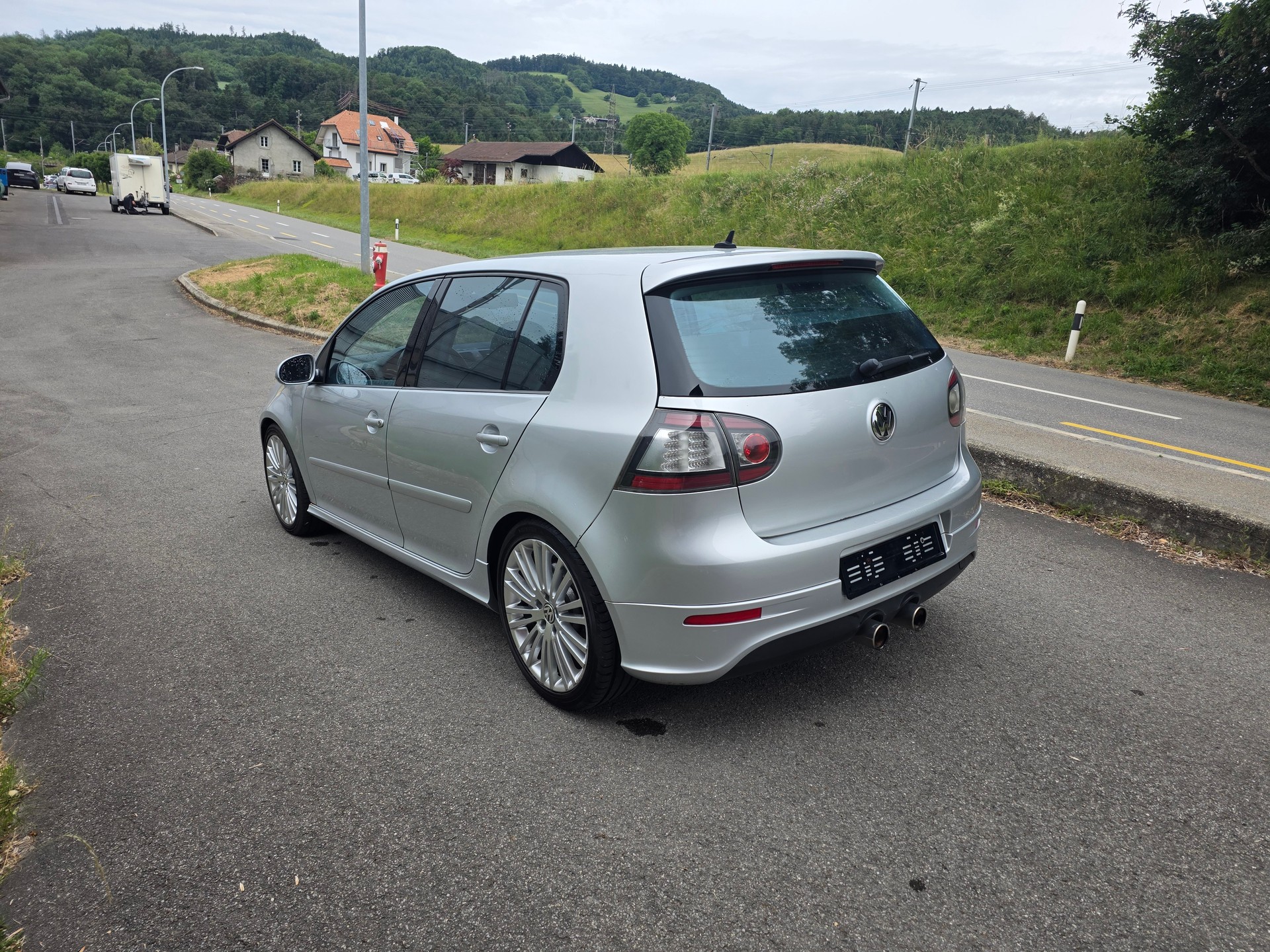 VW Golf R32 4Motion DSG-image-3