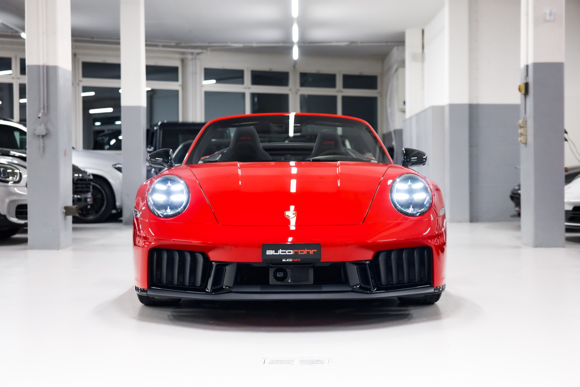 PORSCHE 911 Carrera 4 Cabriolet GTS PDK-image-1