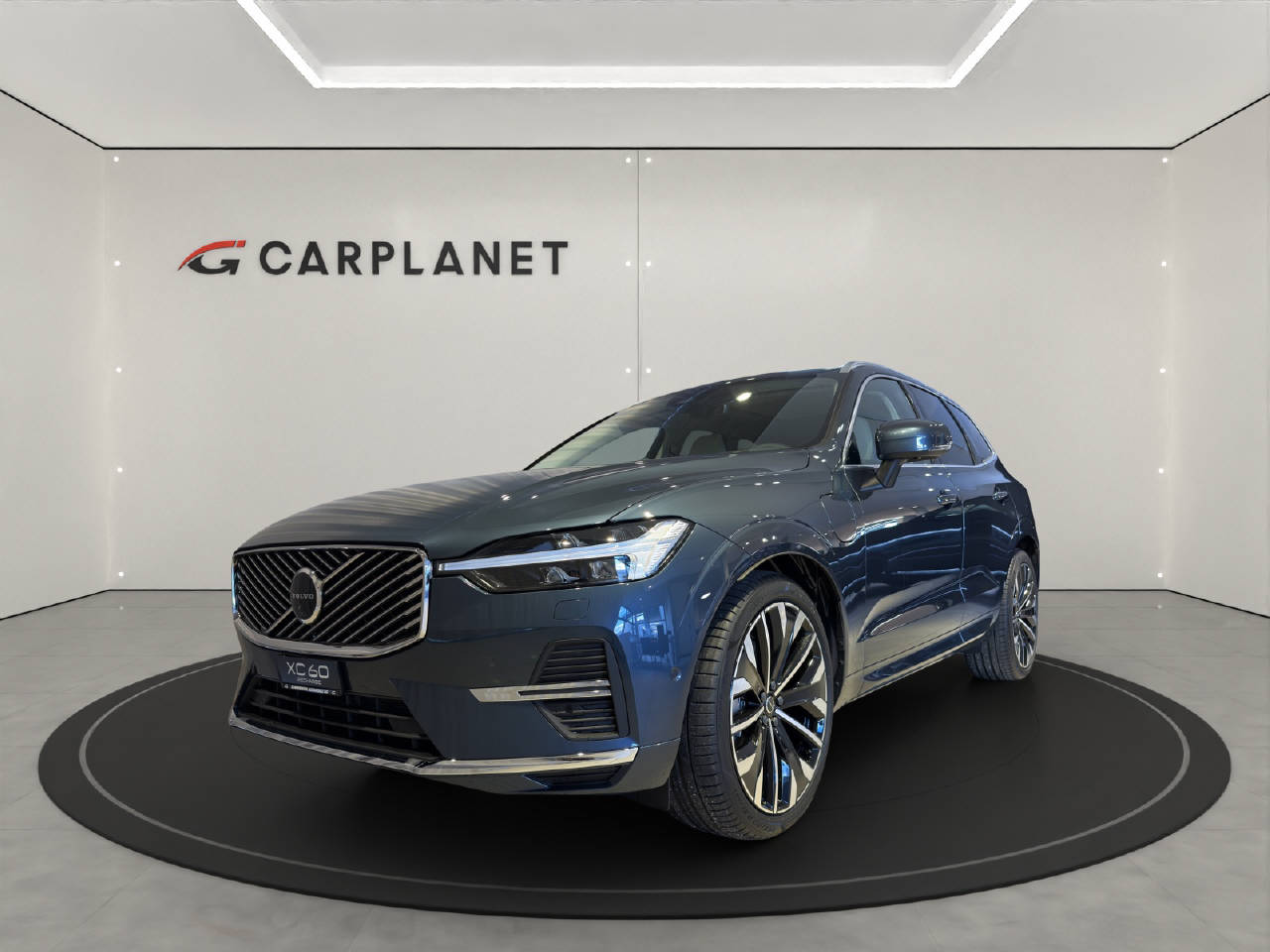 VOLVO XC60 2.0 T6 TE Ultra Bright eAWD-image-0