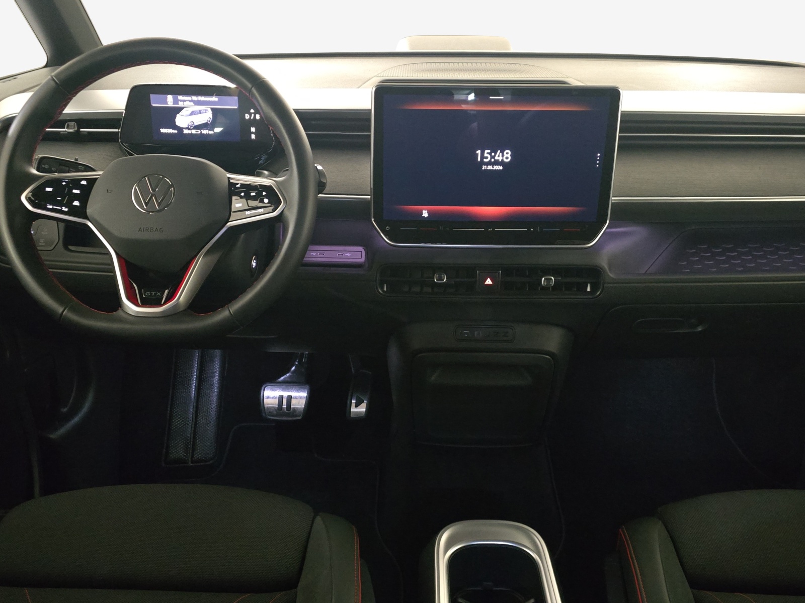 VW ID.Buzz LWB GTX 4 Motion-image-9