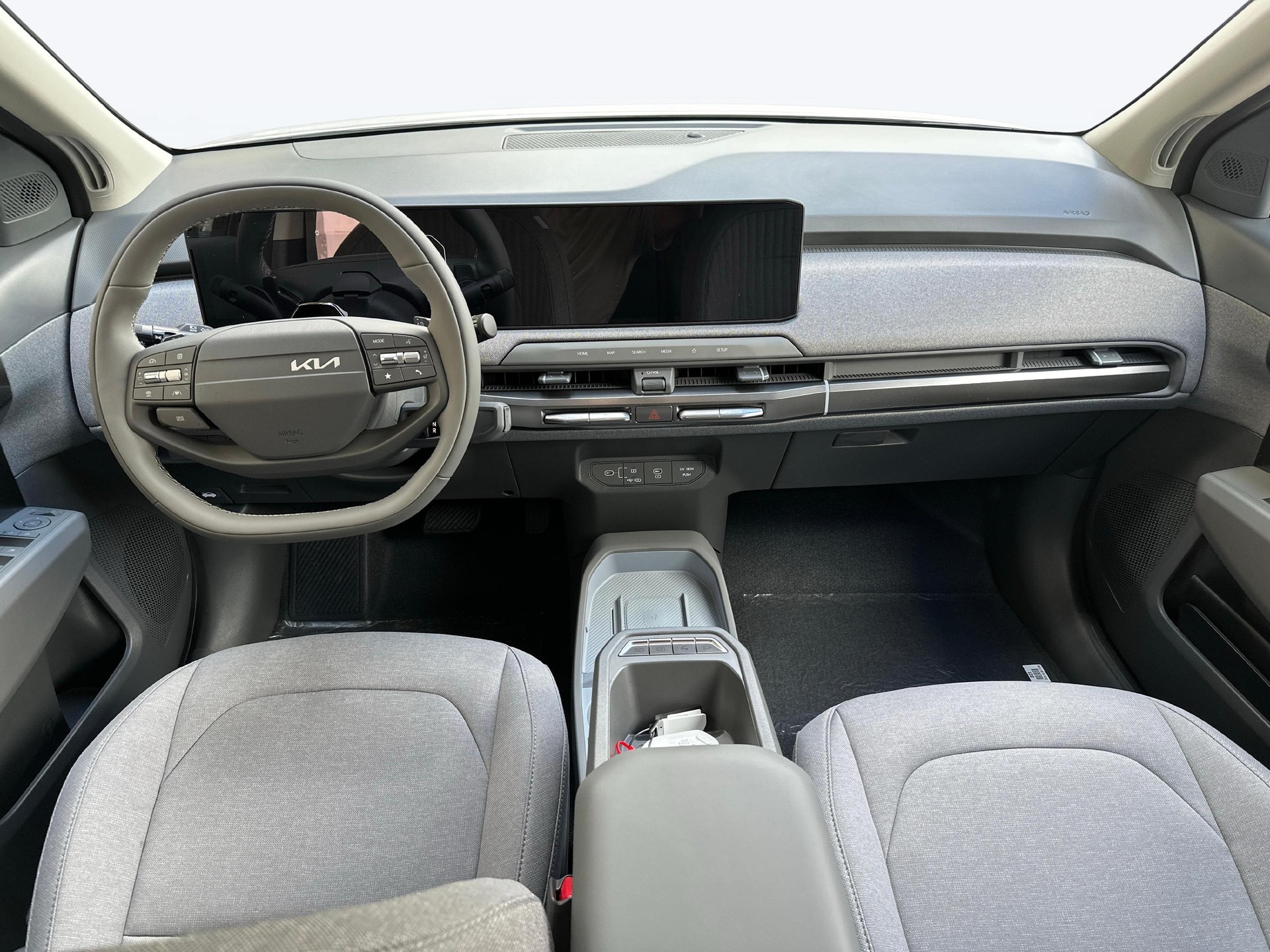 KIA EV3 81 kWh Earth-image-8