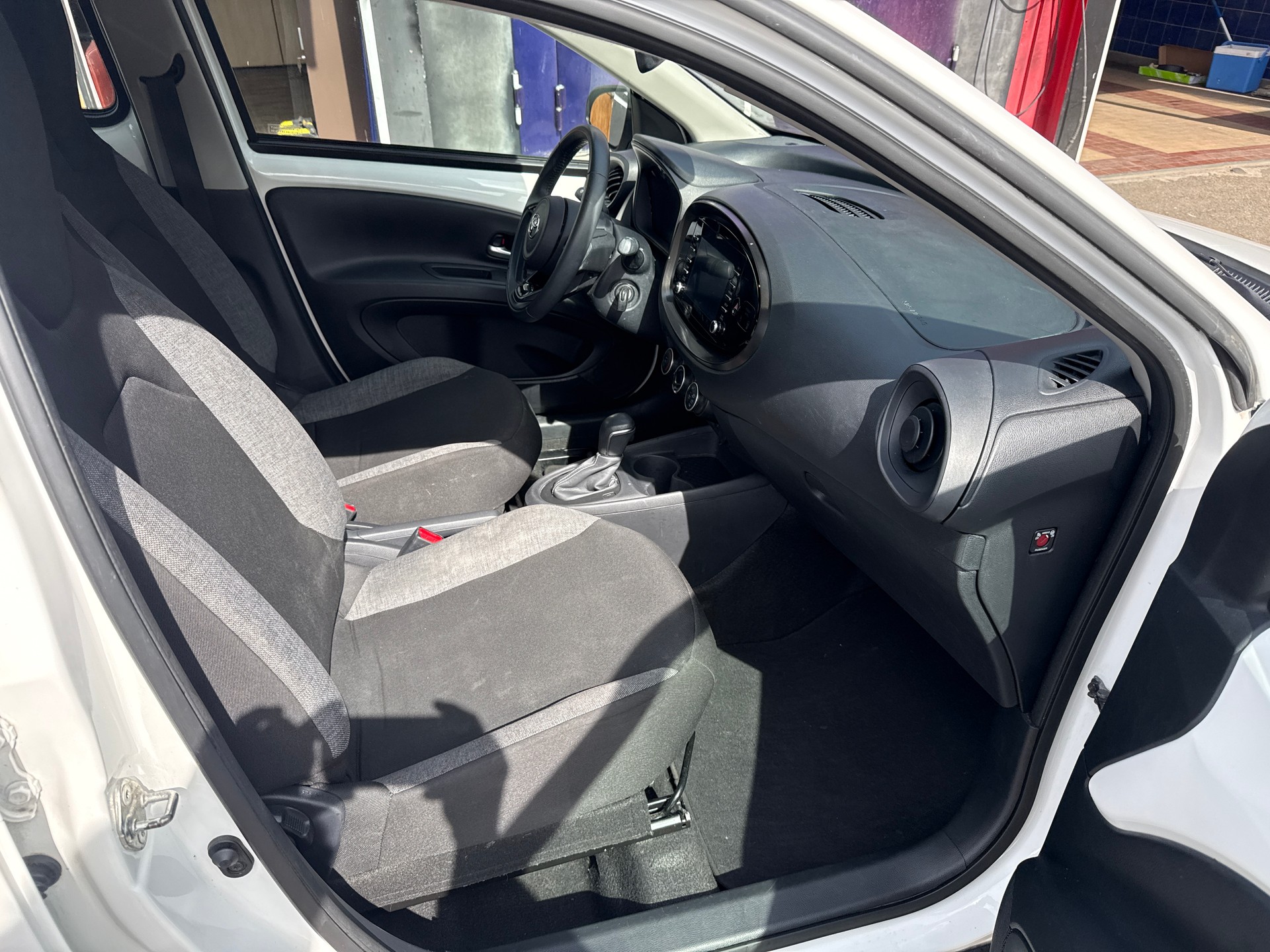 TOYOTA Aygo X 1.0 VVT-i Comfort CVT-image-13