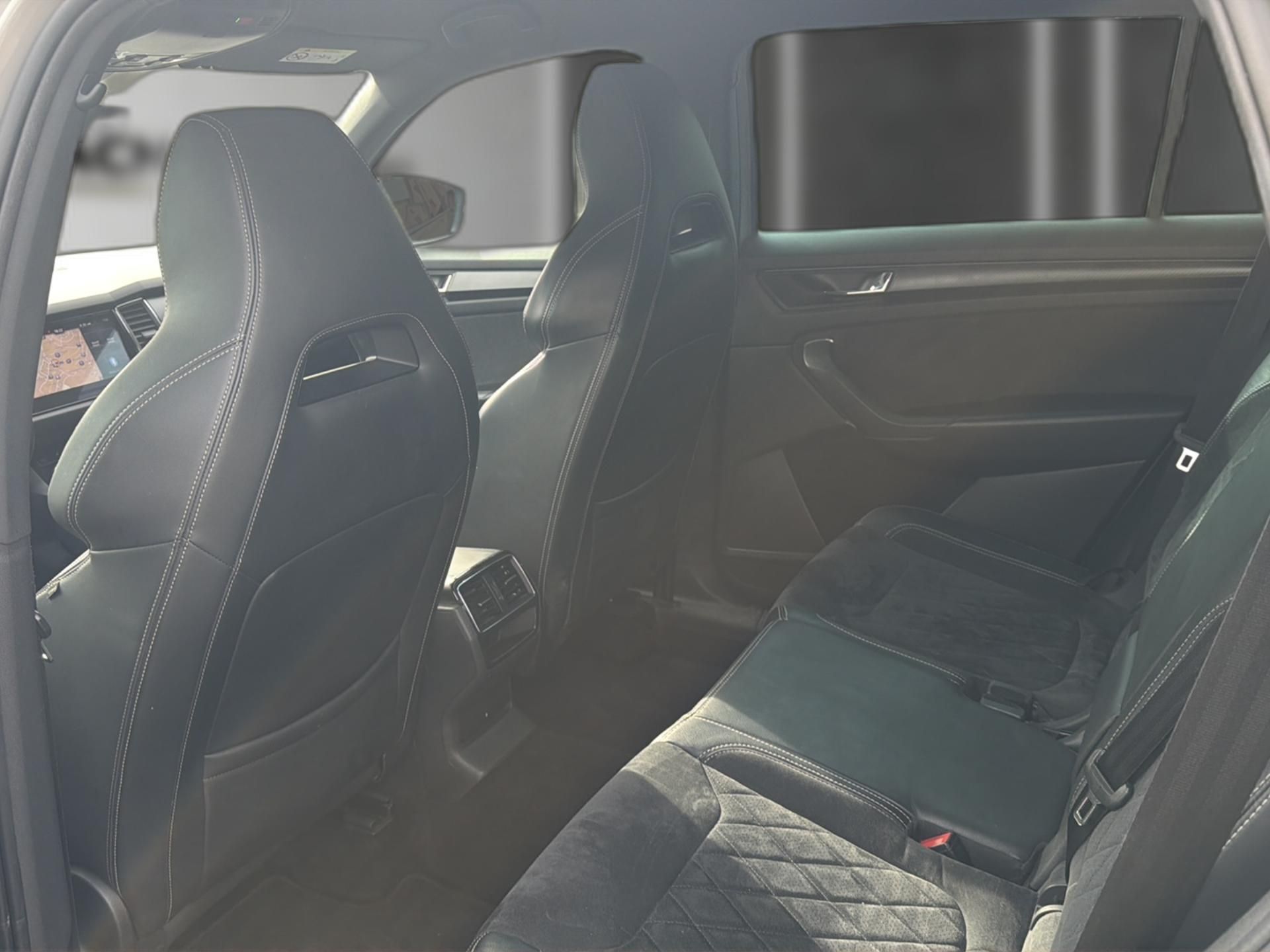 SKODA Kodiaq 2.0 TSI Sport Line DSG 4x4-image-12