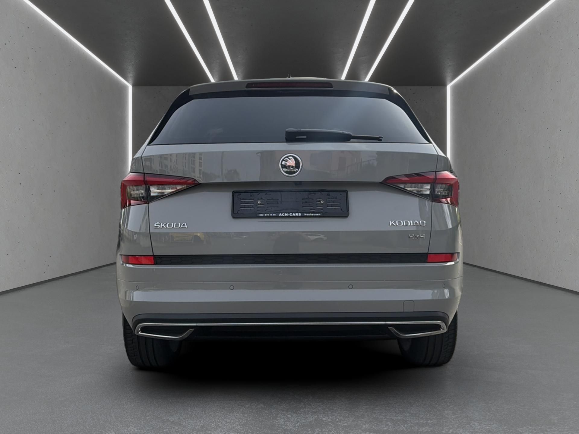 SKODA Kodiaq 2.0 TSI Sport Line DSG 4x4-image-4