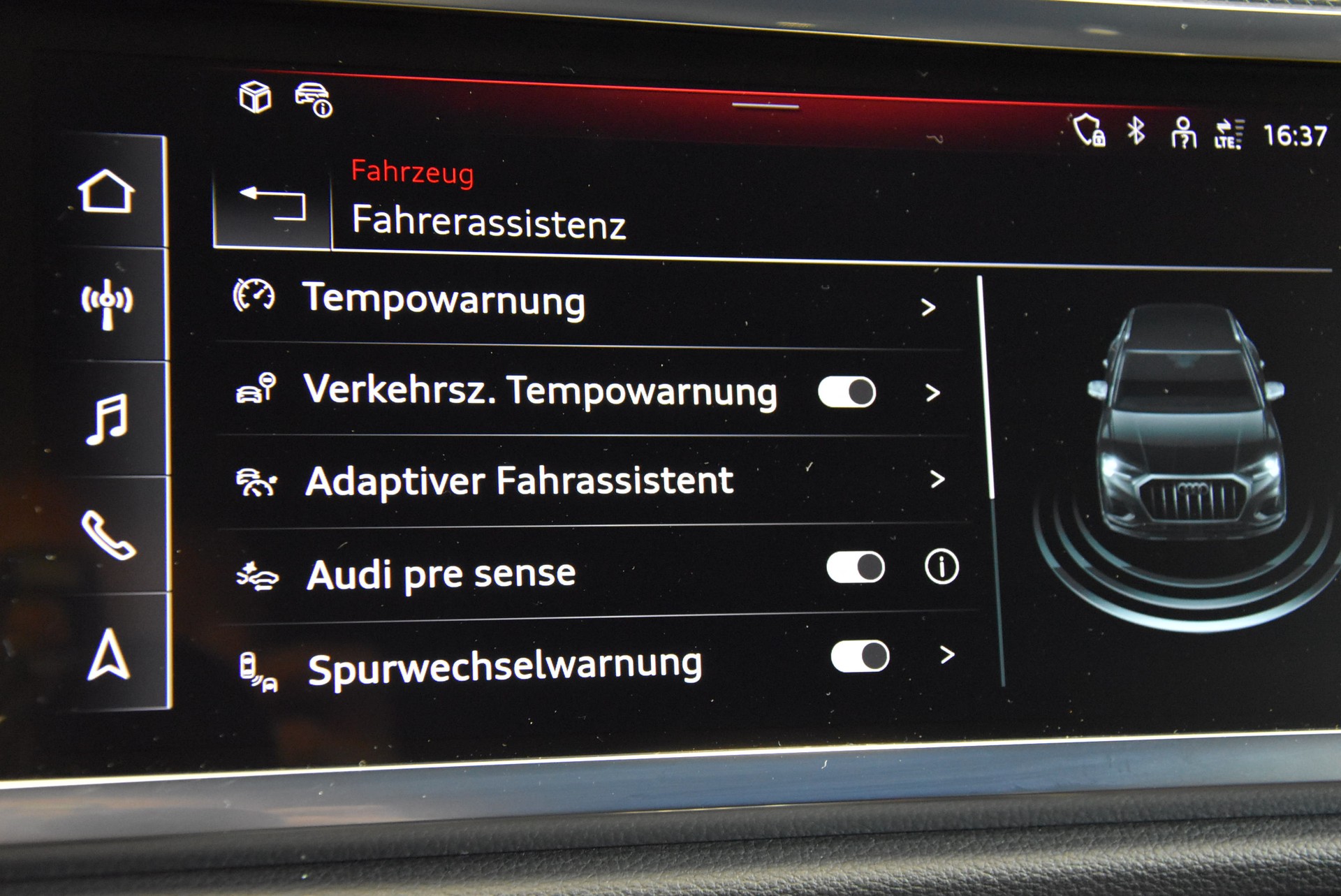 AUDI Q3 35 TFSI advanced Attraction S-tronic S-LINE INTERIEUR-image-9