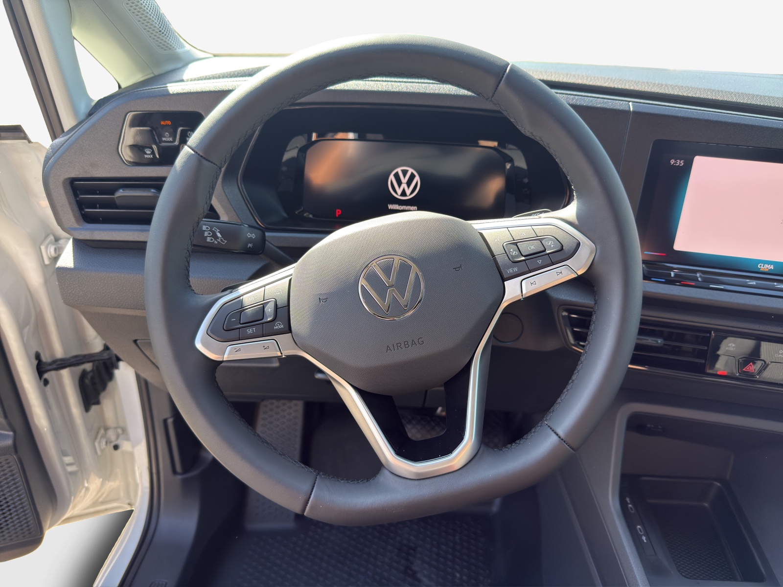VW Caddy Cargo 1.5 TSI DSG-image-9