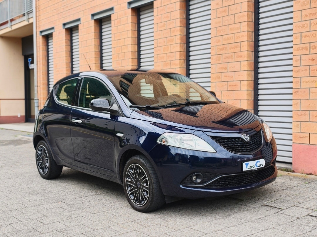 LANCIA YPSILON-image-0