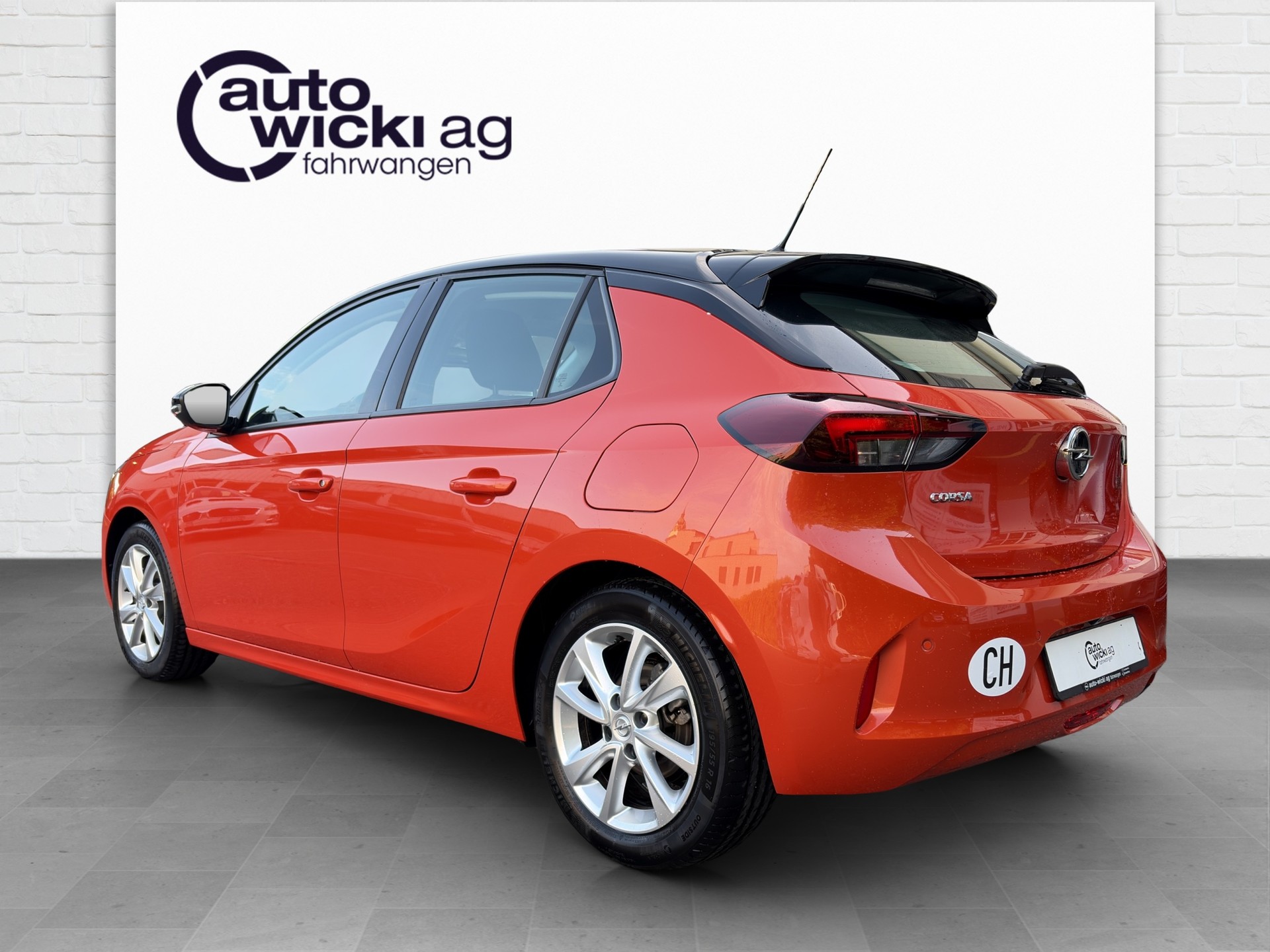 OPEL Corsa 1.2 TP Edition-image-1