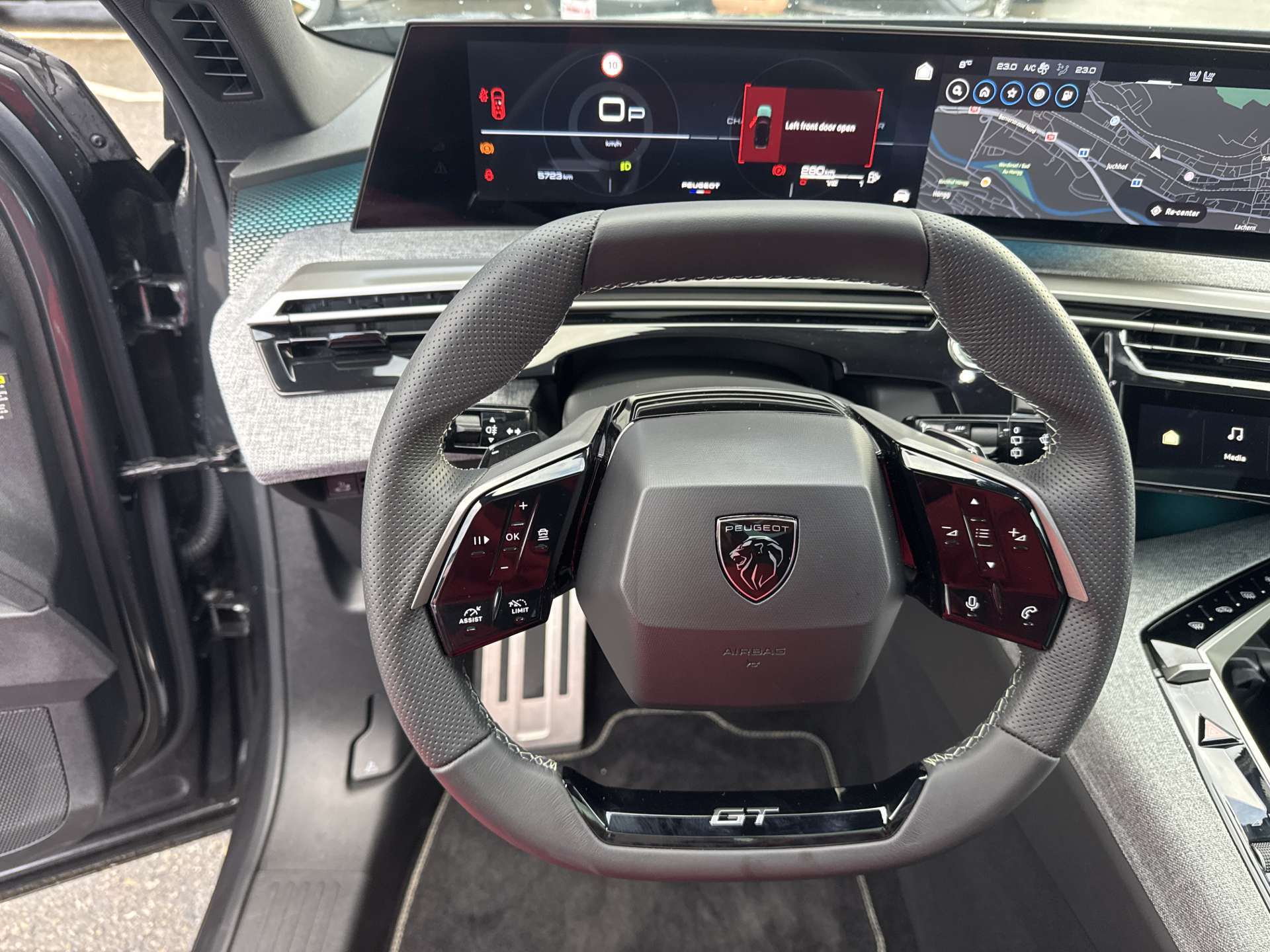 PEUGEOT 5008 145 Hybrid GT 7-Plätzer e-DCS-Automat-image-15
