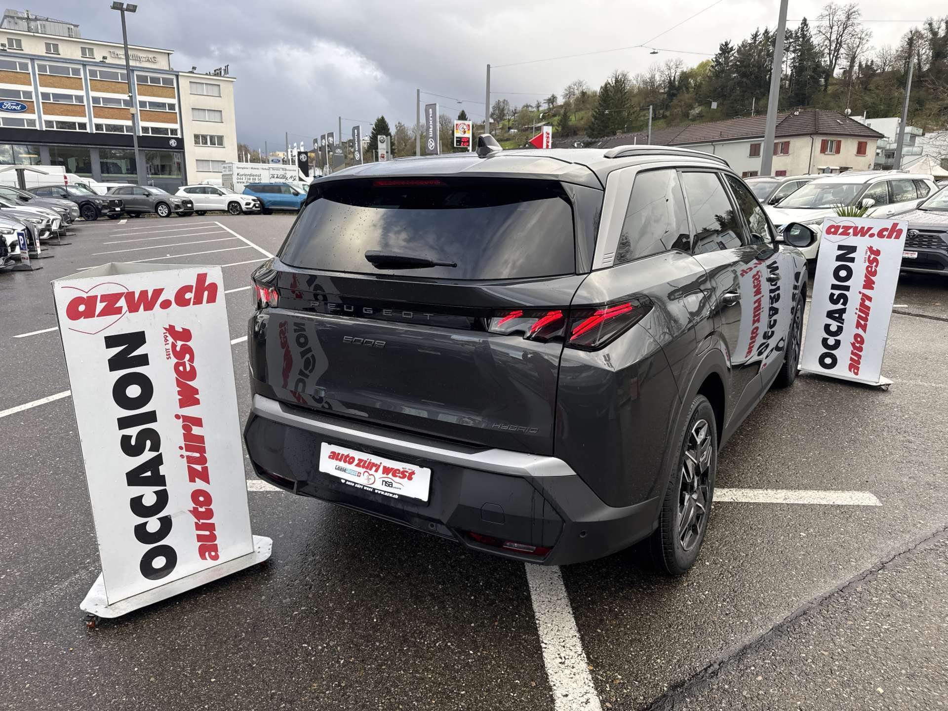 PEUGEOT 5008 145 Hybrid GT 7-Plätzer e-DCS-Automat-image-2