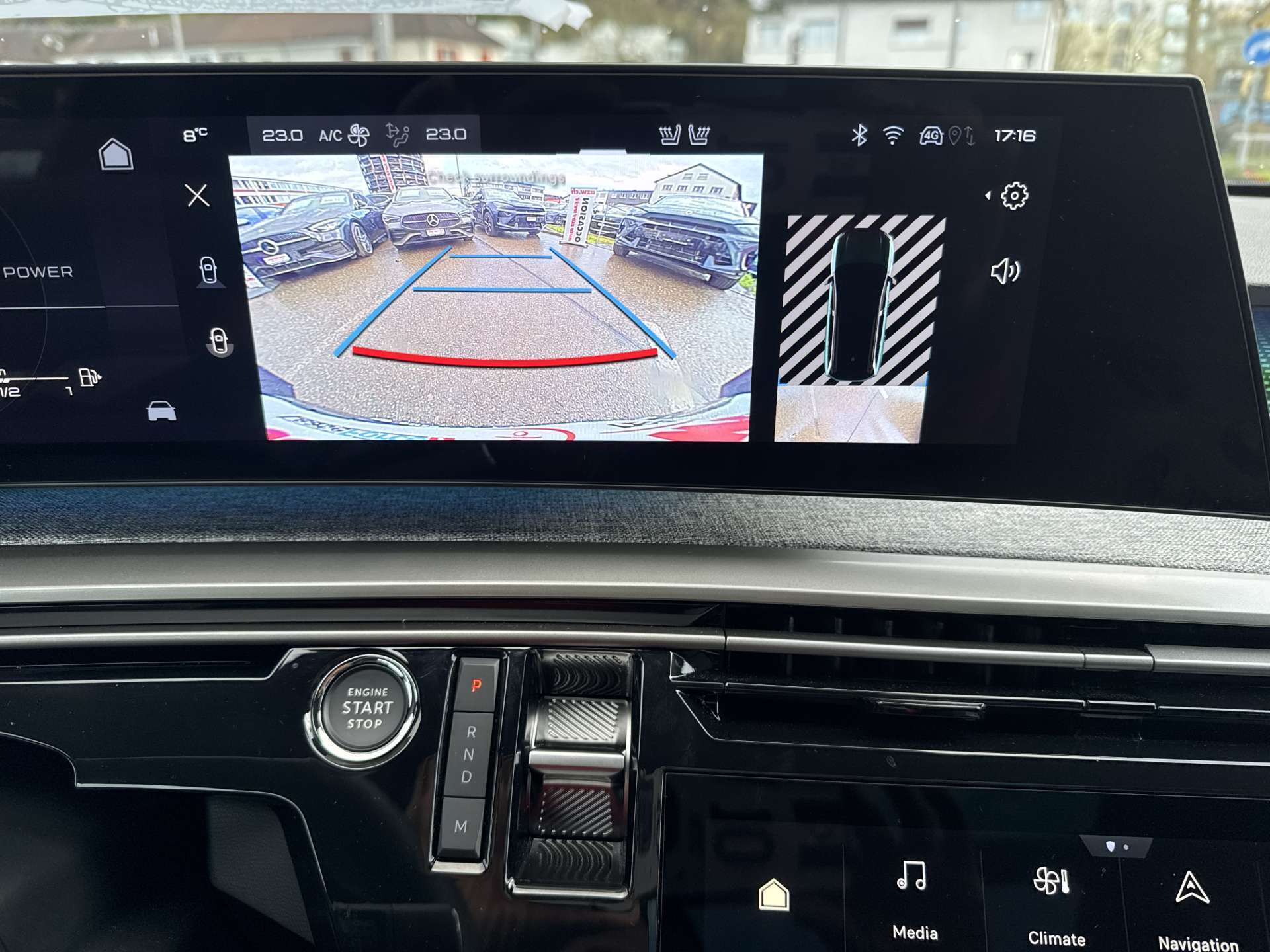 PEUGEOT 5008 145 Hybrid GT 7-Plätzer e-DCS-Automat-image-9