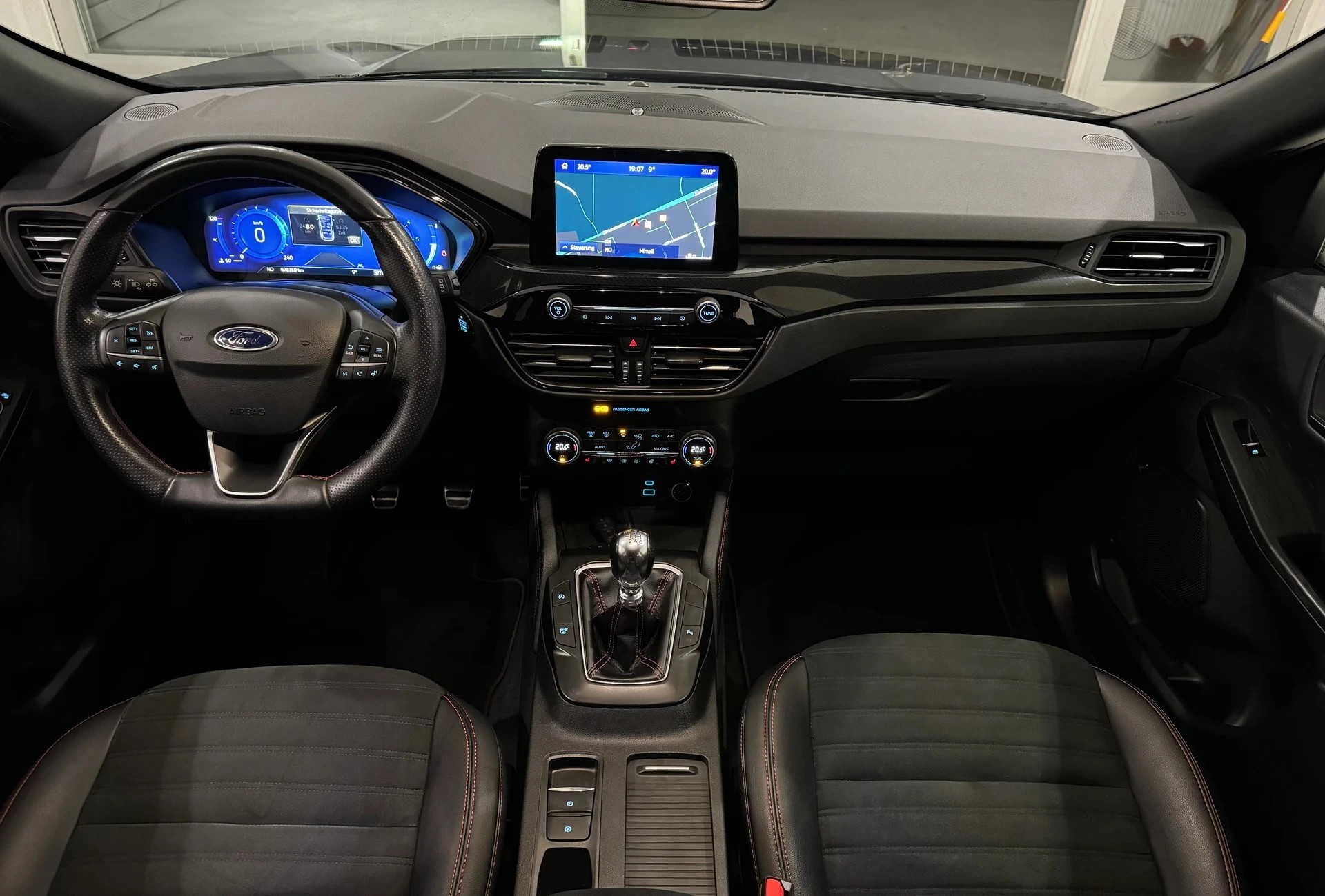 FORD FORD Kuga 2.0 EcoBlue Hybrid ST-Line X 2WD-image-10