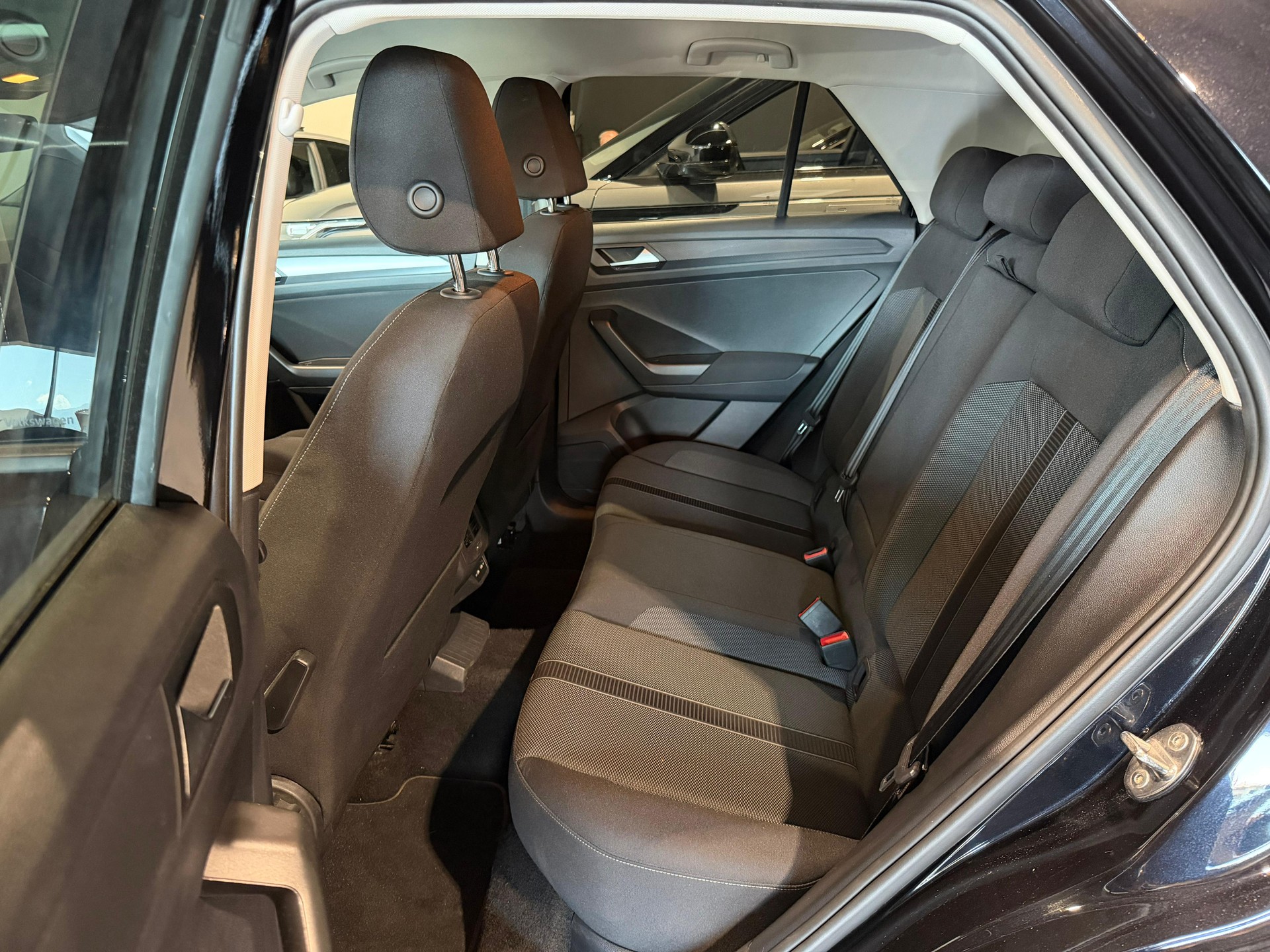 VW T-Roc 1.5 TSI EVO Style DSG-image-11