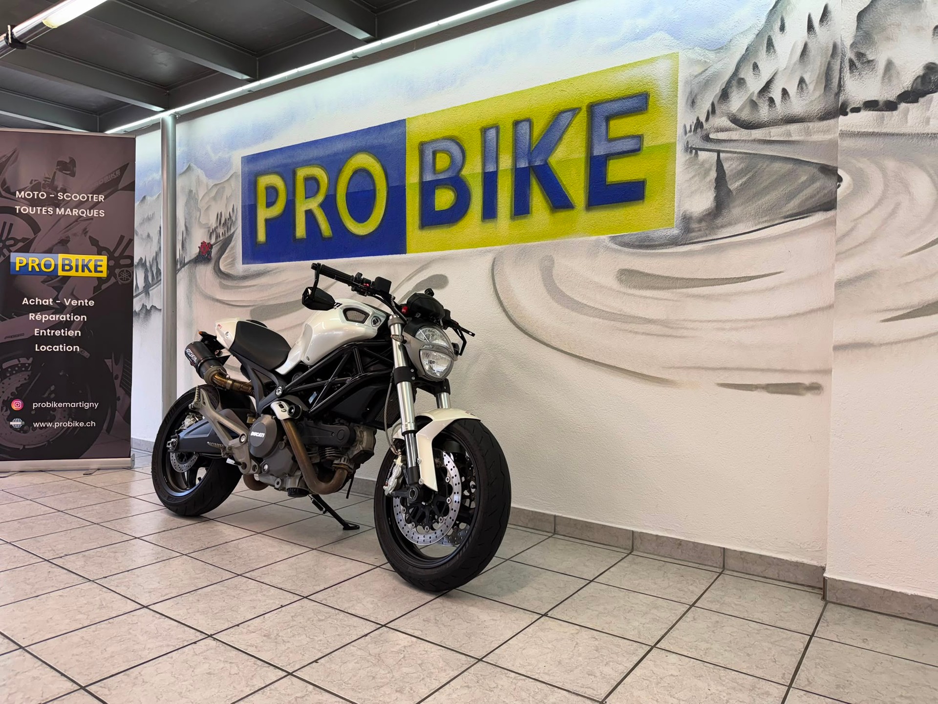 DUCATI Monster 696M plus (25kW)