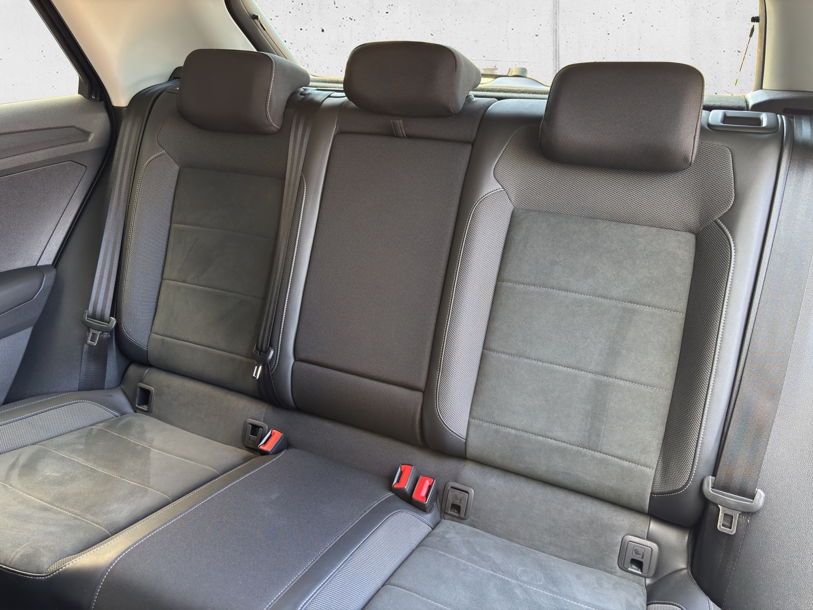 VW New T-Roc 1.5 TSI EVO Style DSG mit Rückfahrkamera-image-27