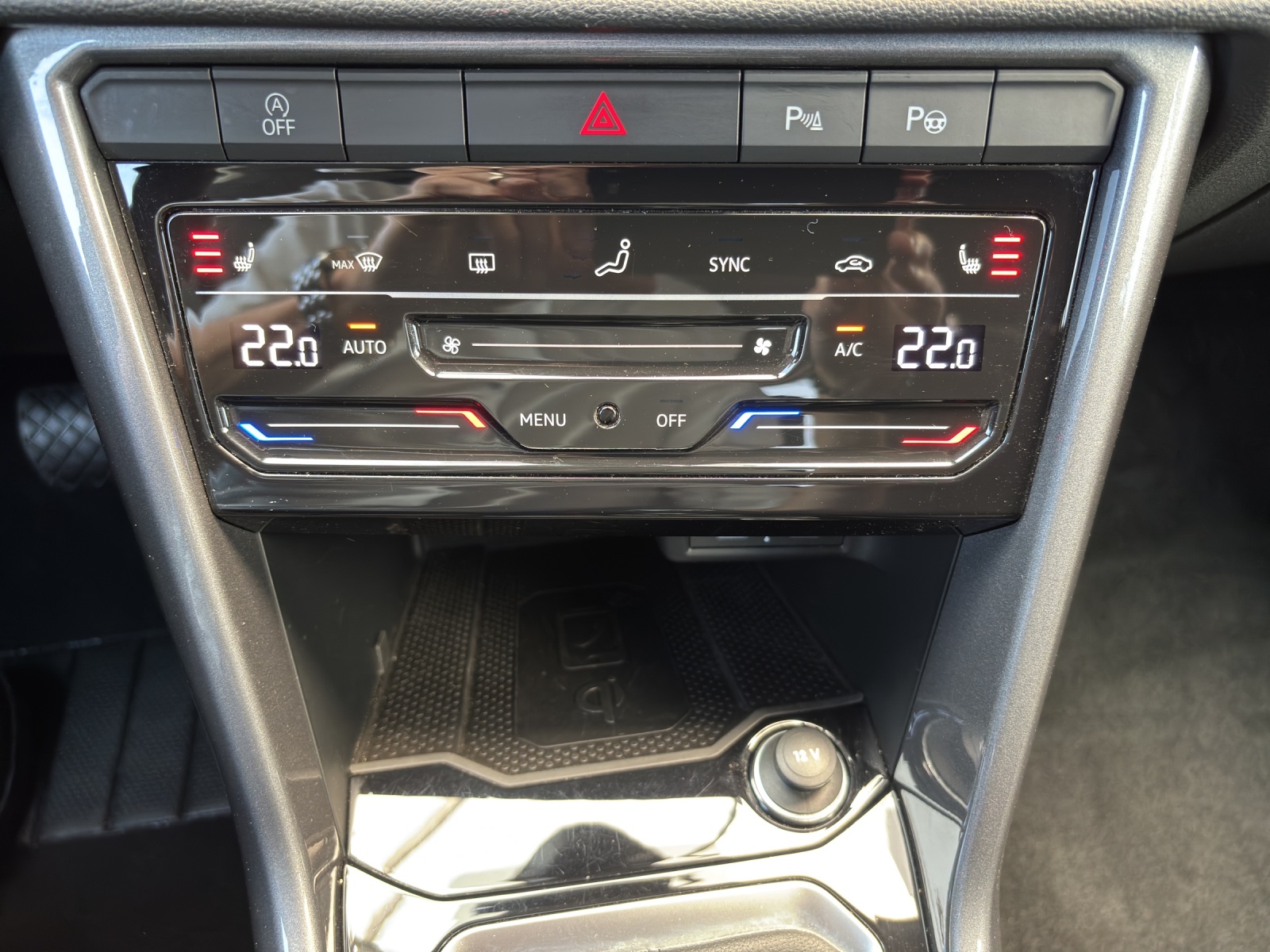 VW New T-Roc 1.5 TSI EVO Style DSG mit Rückfahrkamera-image-16