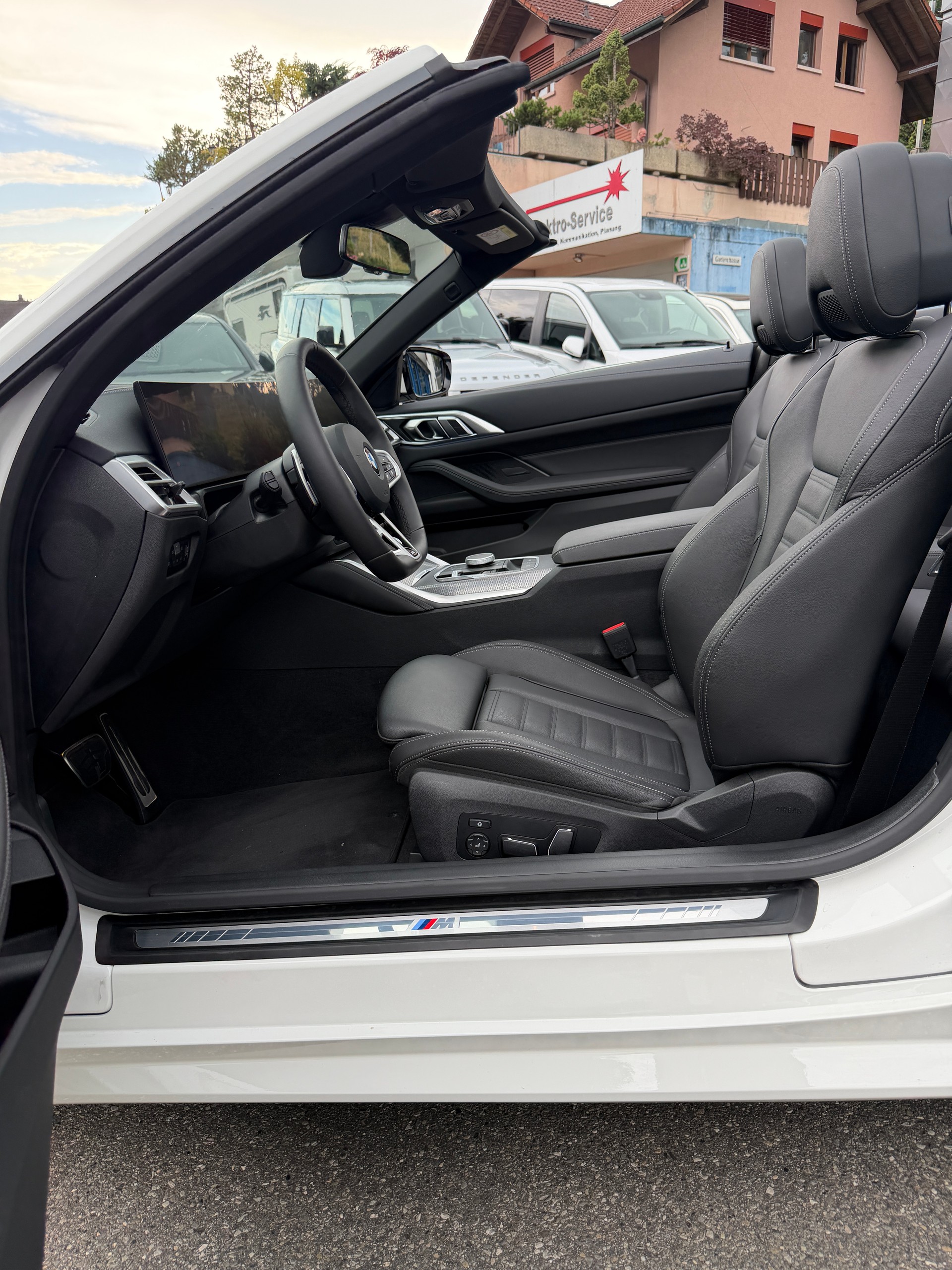 BMW 430i xDrive Cabriolet M Sport Steptronic-image-9