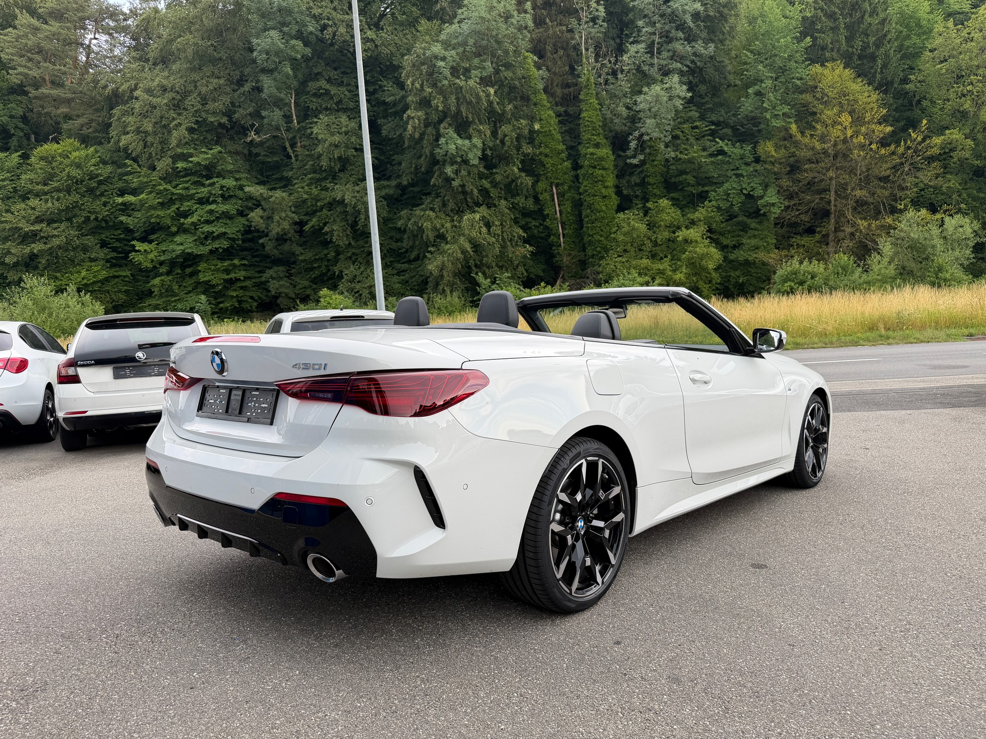 BMW 430i xDrive Cabriolet M Sport Steptronic-image-3