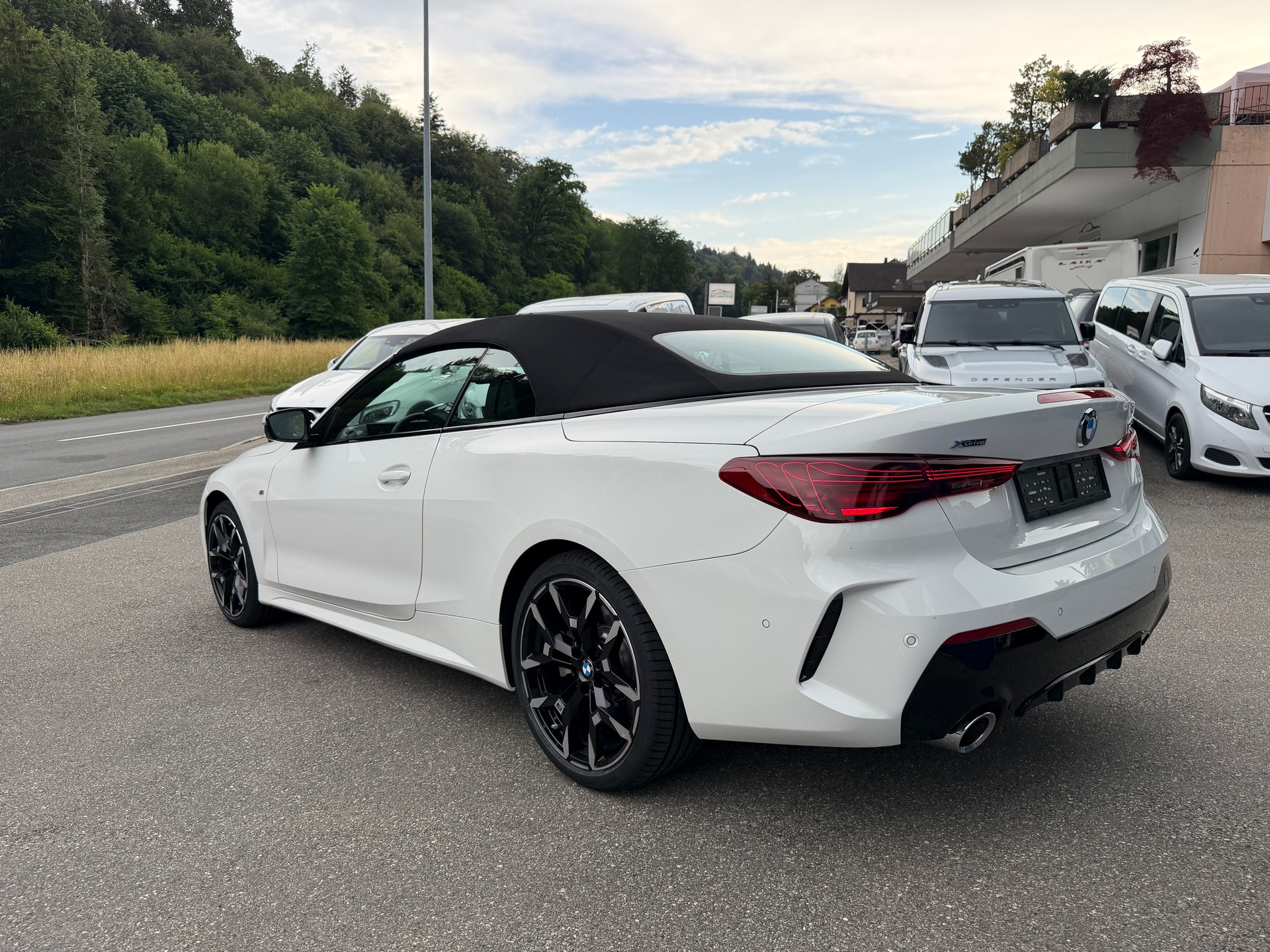 BMW 430i xDrive Cabriolet M Sport Steptronic-image-6