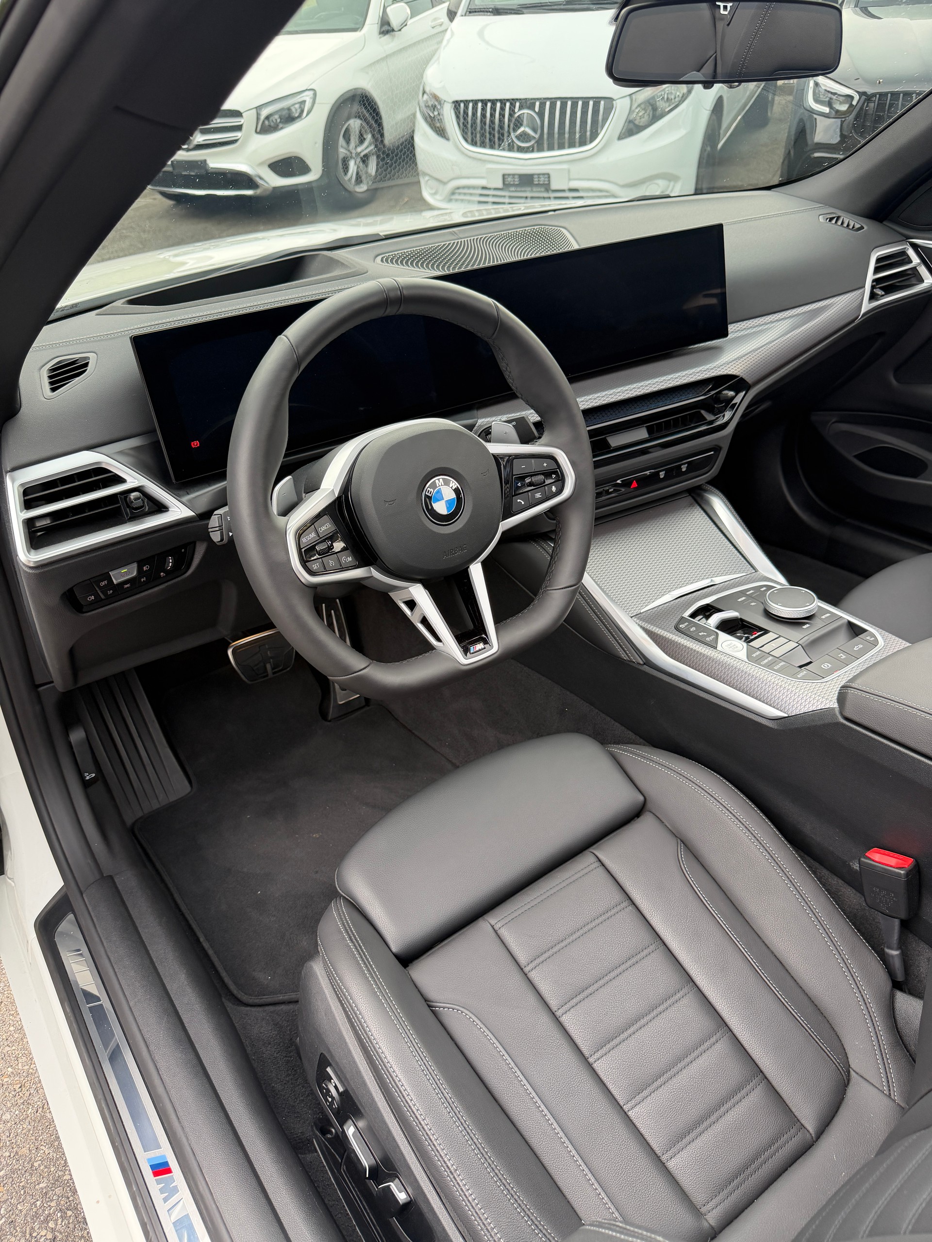 BMW 430i xDrive Cabriolet M Sport Steptronic-image-8
