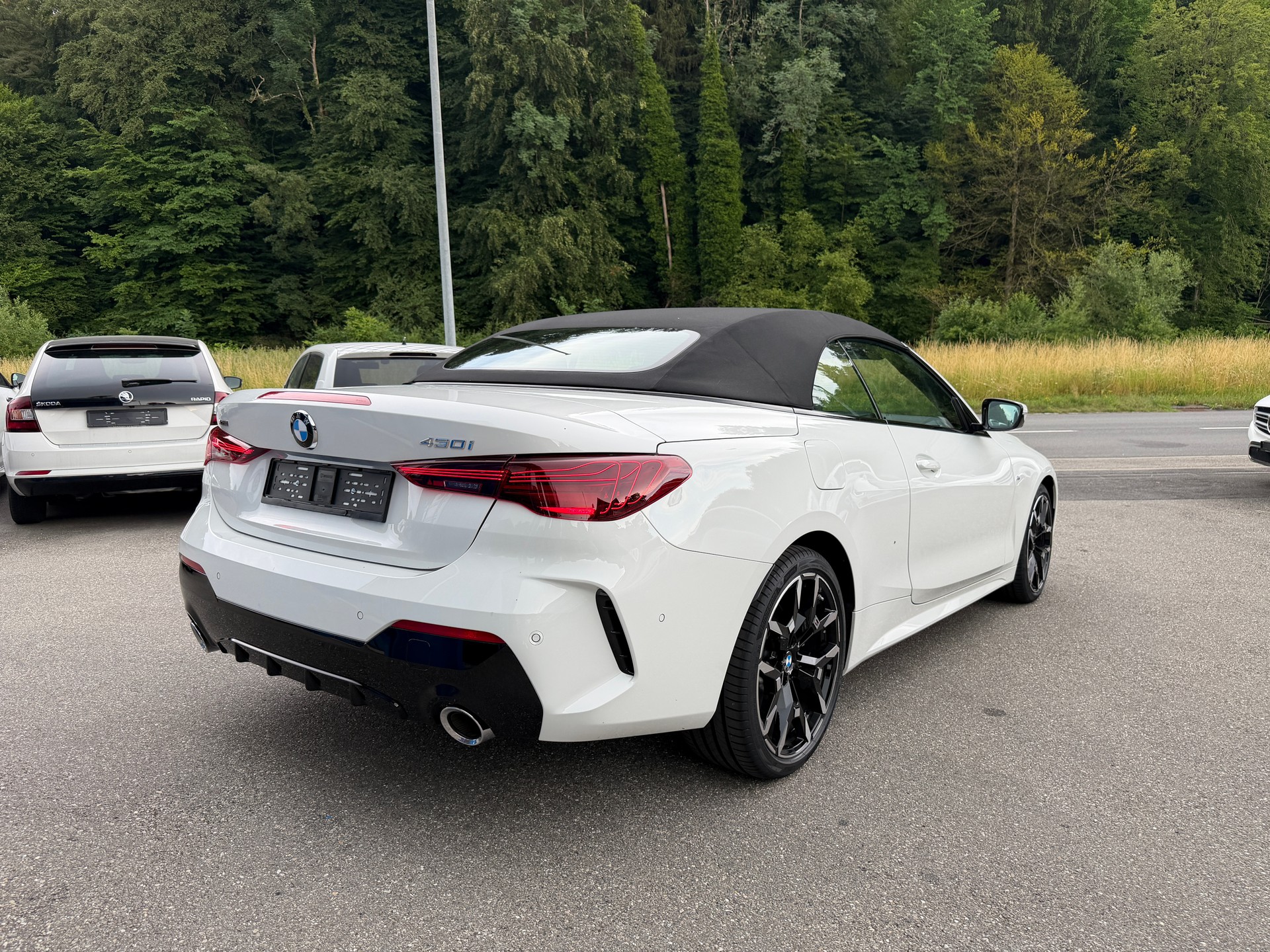 BMW 430i xDrive Cabriolet M Sport Steptronic-image-7