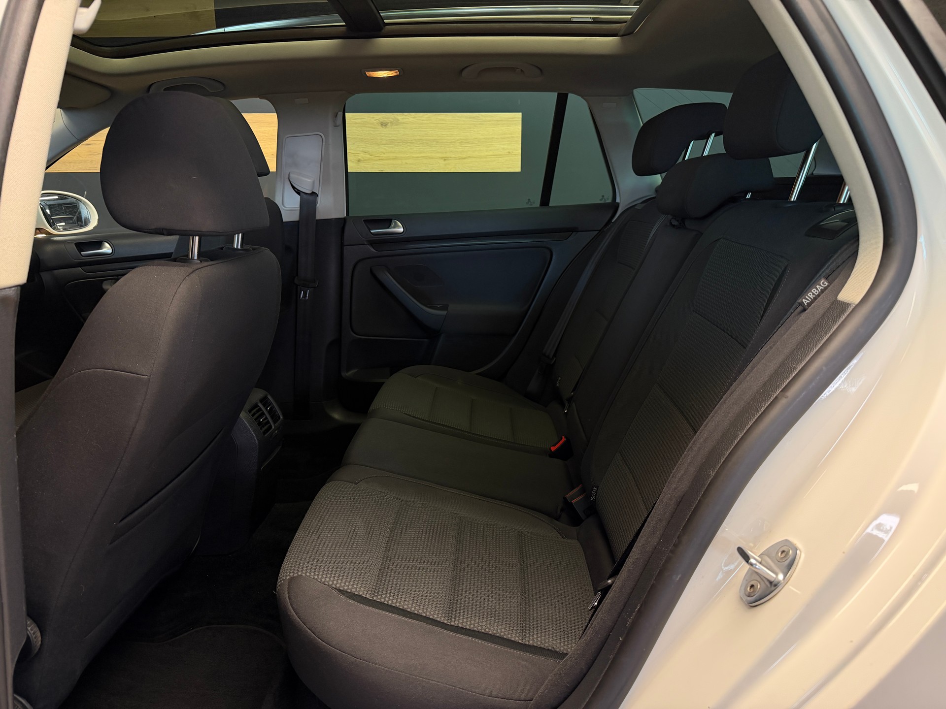 VW Golf Variant 1.4 TSI Comfortline-image-16