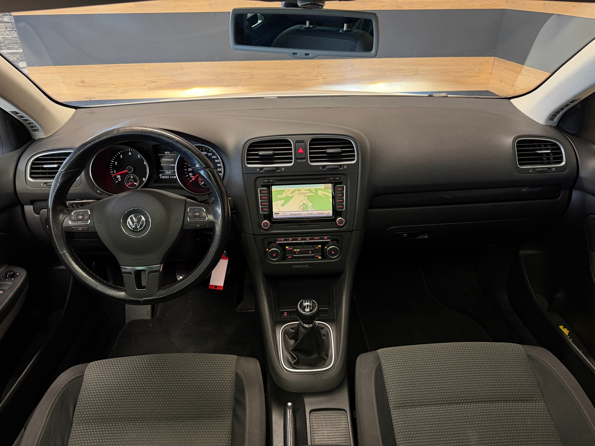 VW Golf Variant 1.4 TSI Comfortline-image-9