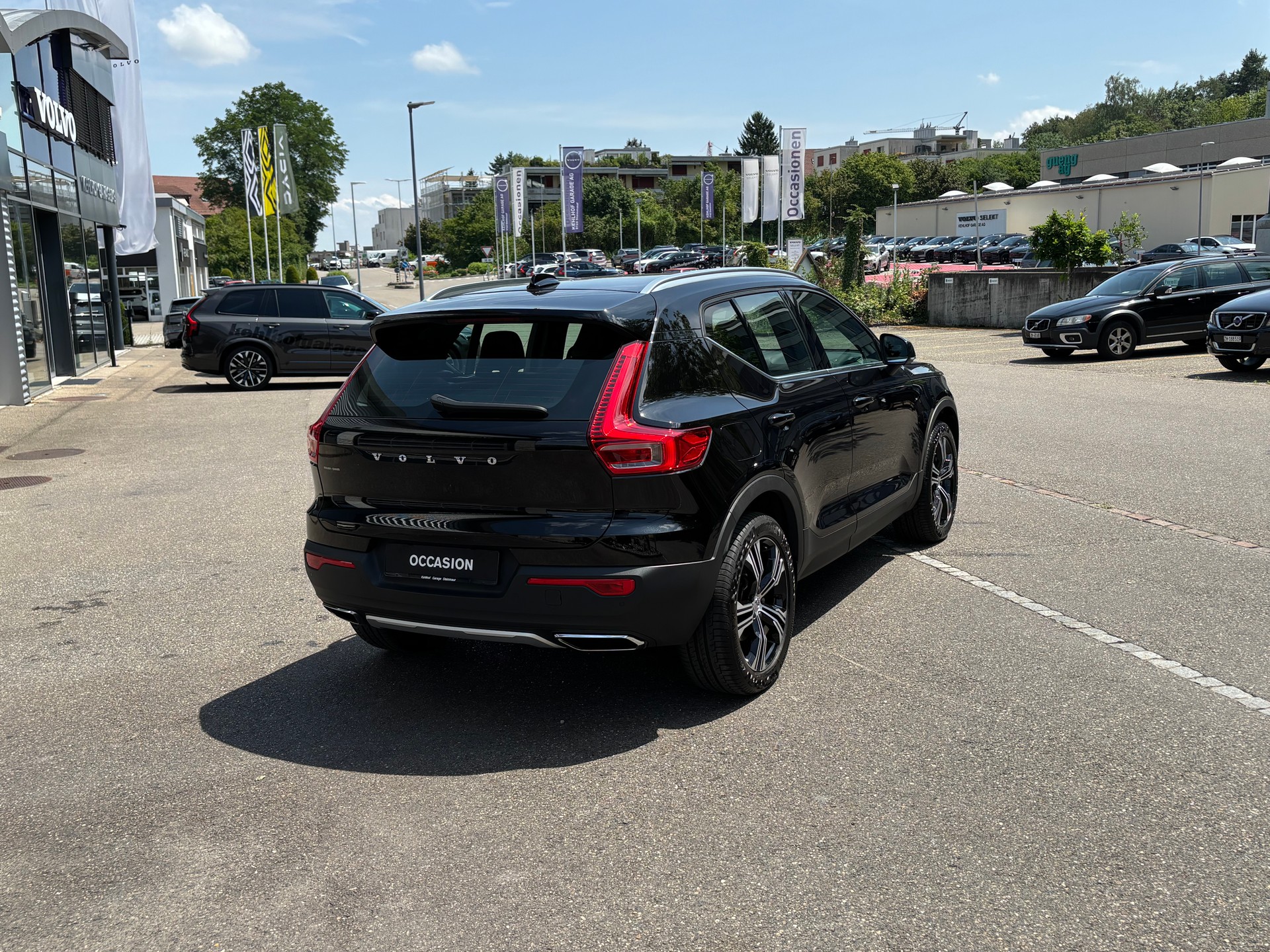VOLVO XC40 2.0 T4 Inscription AWD-image-5