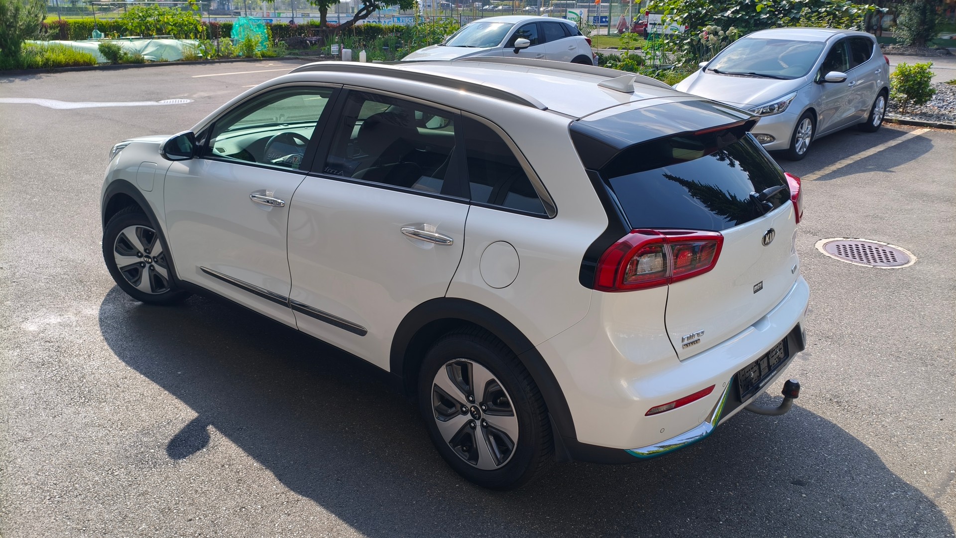KIA Niro 1.6GDi Plug-in Hybrid DCT-image-4