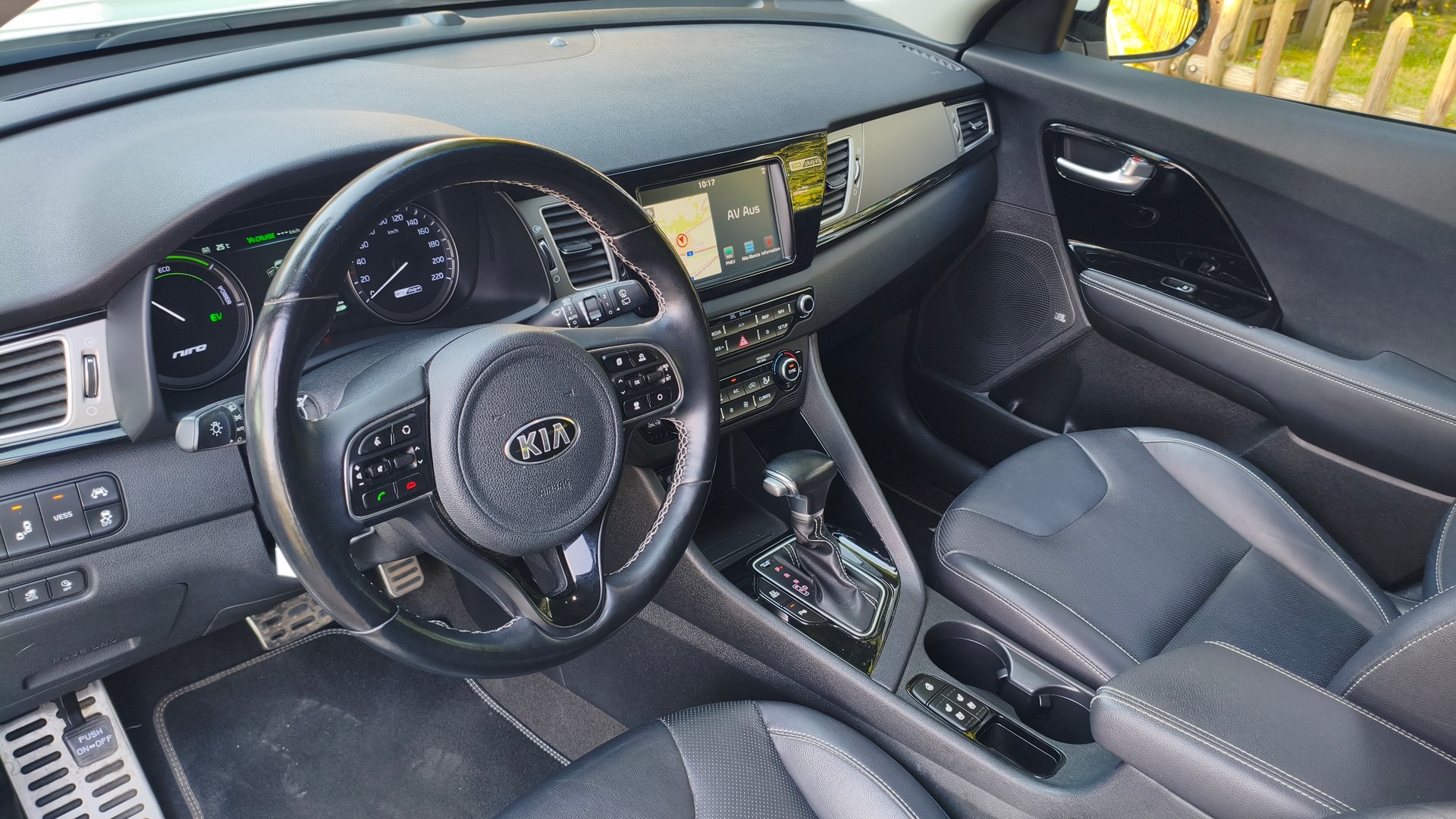 KIA Niro 1.6GDi Plug-in Hybrid DCT-image-7