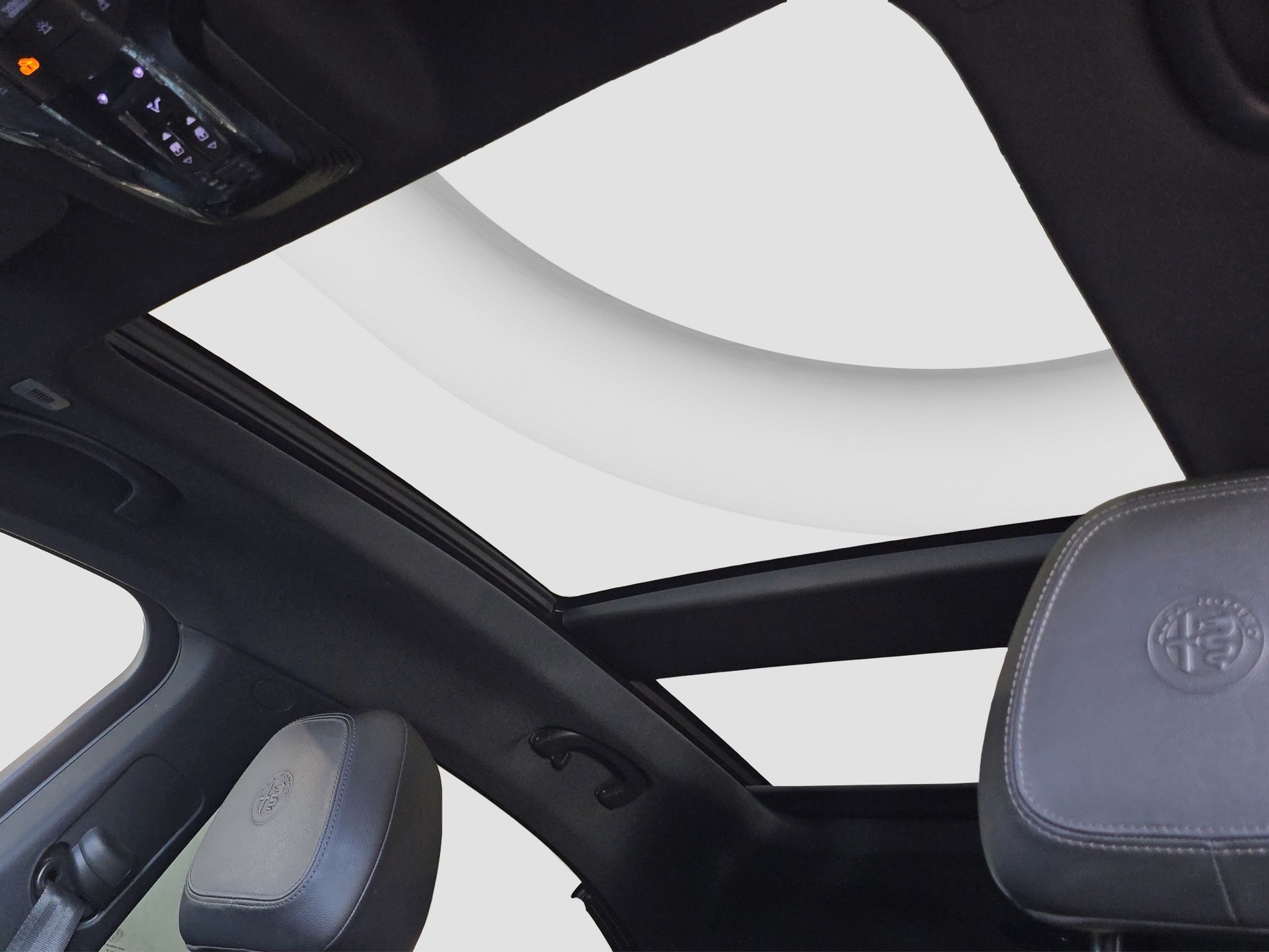 ALFA ROMEO Stelvio 2.0 Super Q4 Automatic-image-9