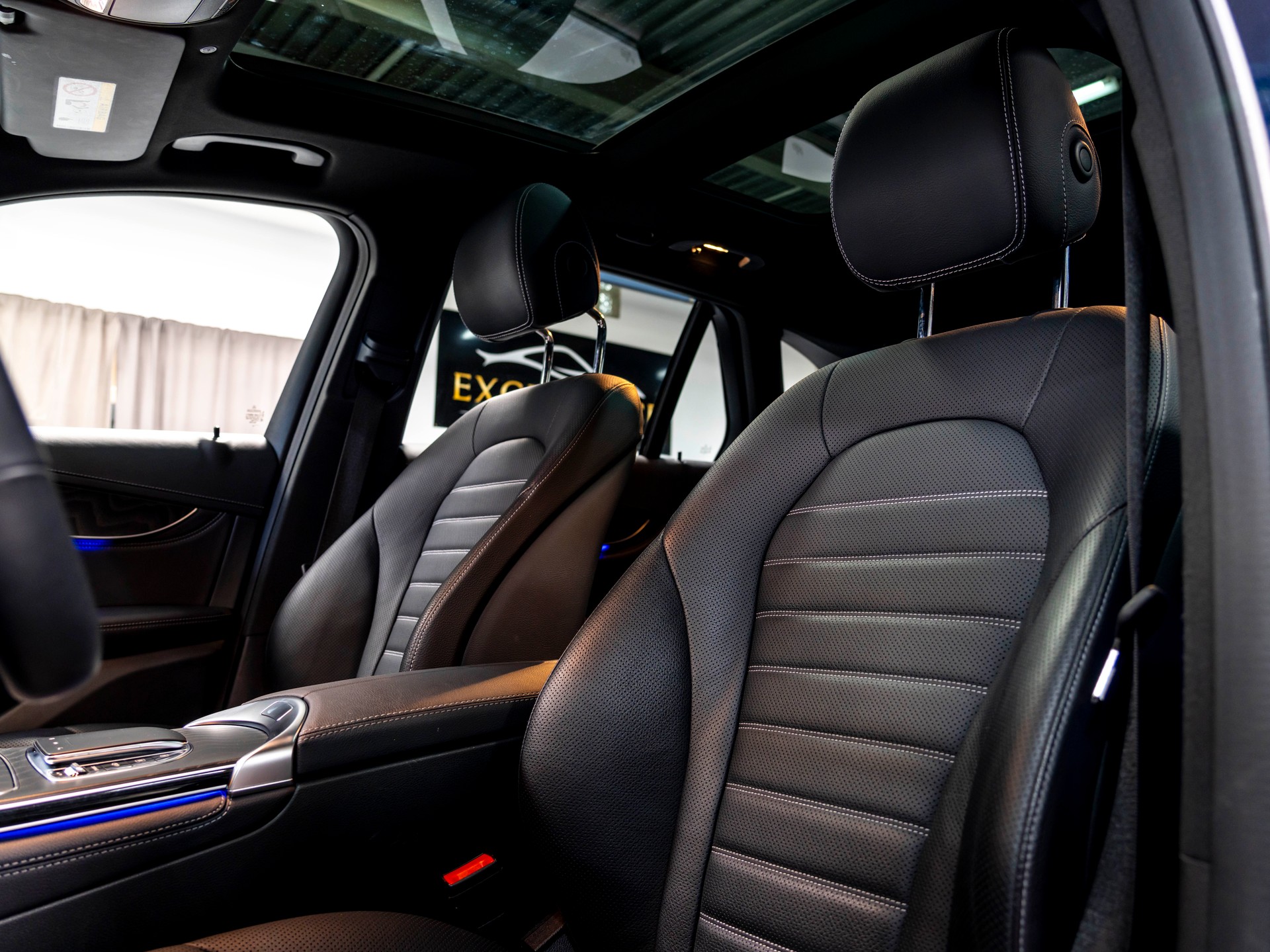 MERCEDES-BENZ GLC 400 d 4Matic AMG Line 9G-Tronic-image-16
