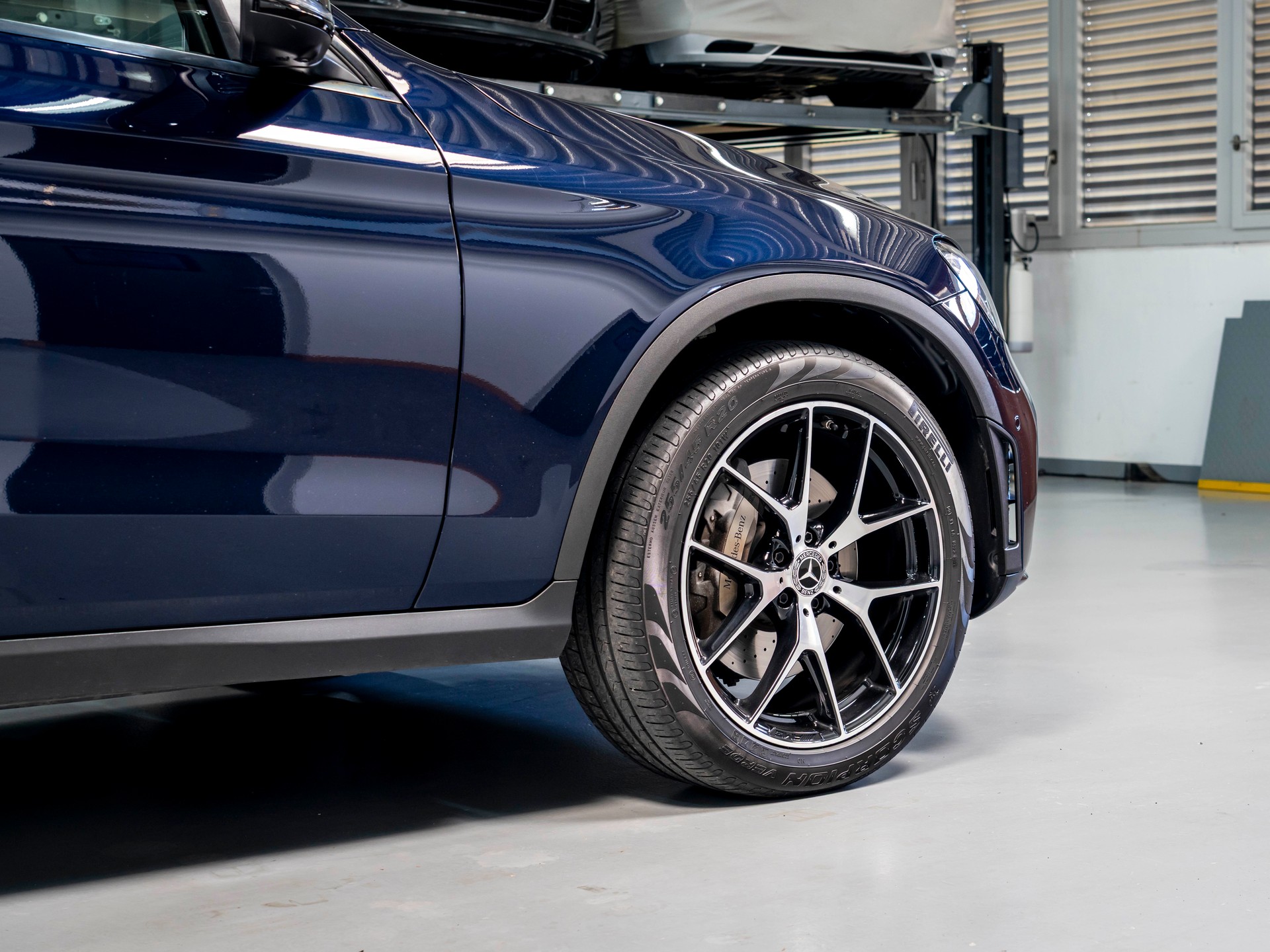MERCEDES-BENZ GLC 400 d 4Matic AMG Line 9G-Tronic-image-12