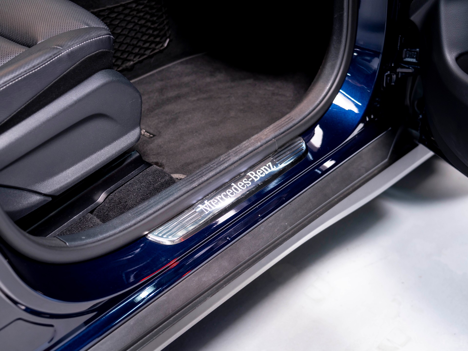 MERCEDES-BENZ GLC 400 d 4Matic AMG Line 9G-Tronic-image-27
