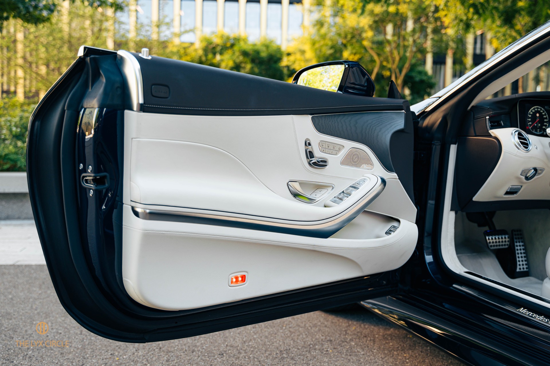 MERCEDES-BENZ S 560 Cabriolet 9G-Tronic-image-8