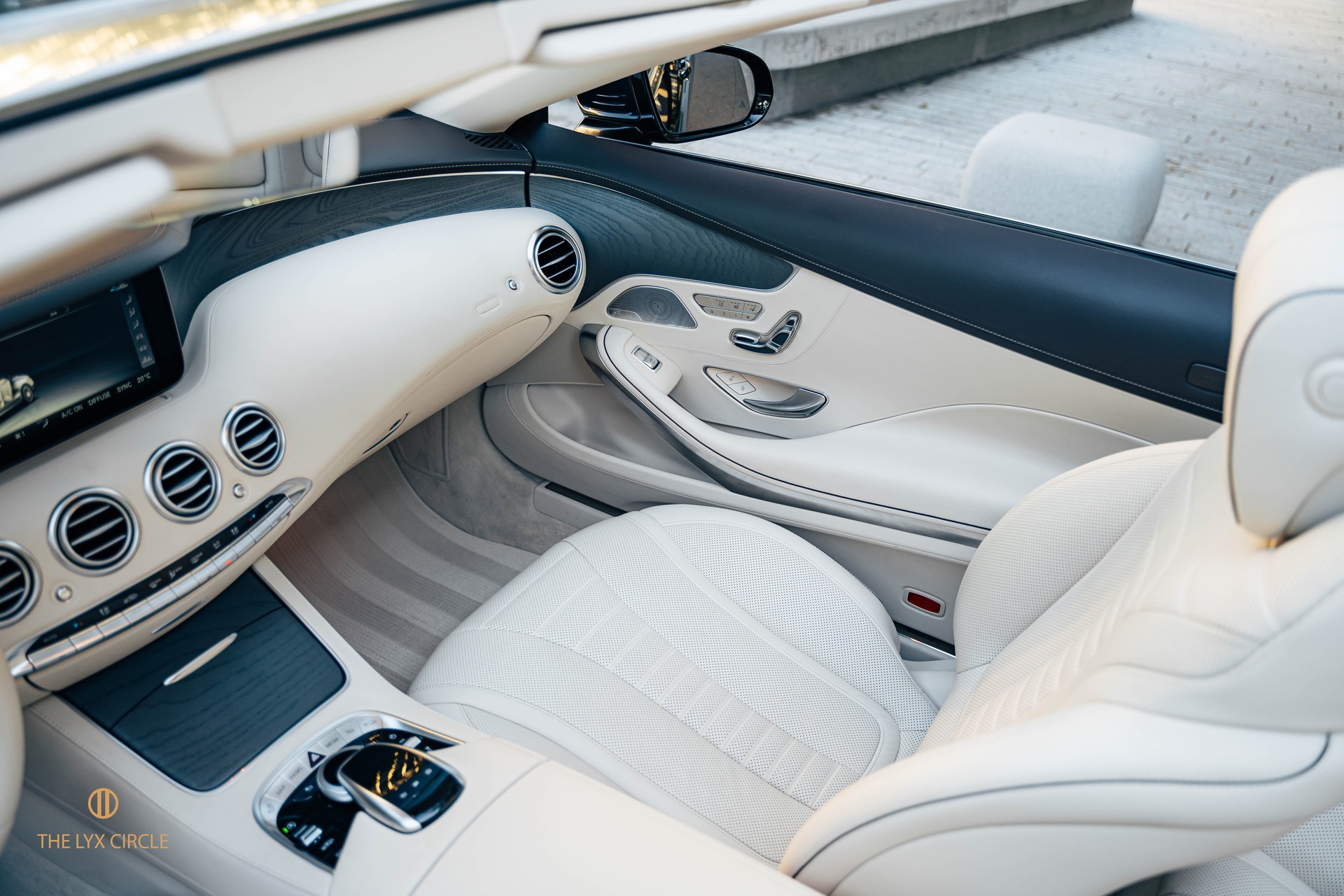 MERCEDES-BENZ S 560 Cabriolet 9G-Tronic-image-14