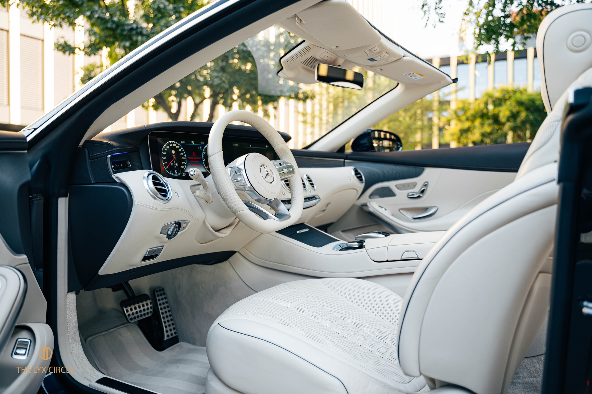 MERCEDES-BENZ S 560 Cabriolet 9G-Tronic-image-10