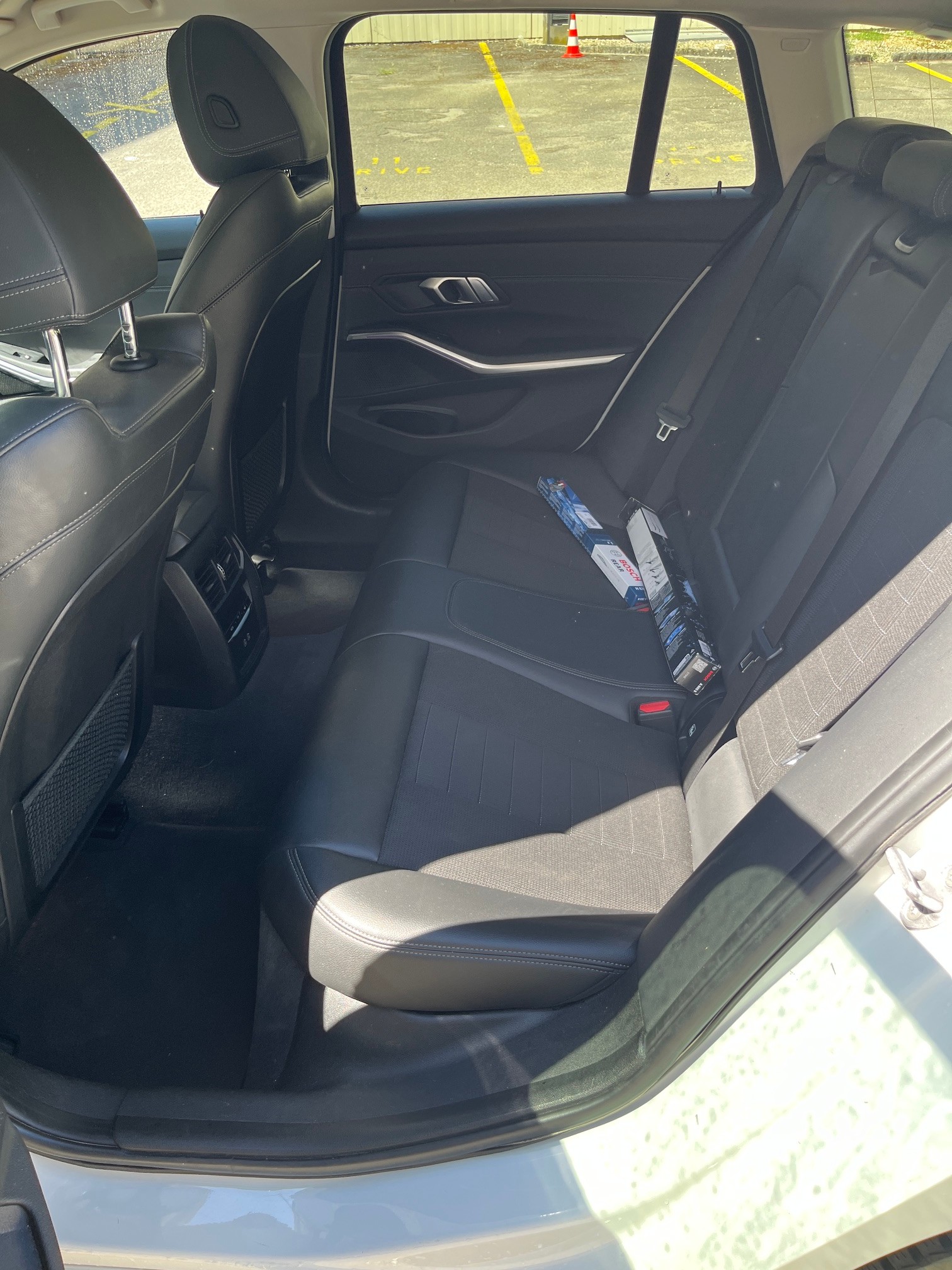 BMW 320d xDrive-image-3