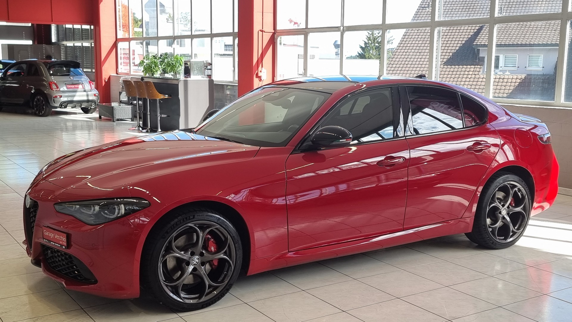 ALFA ROMEO Giulia 2.0 Q4 Tributo Italiano-showroom-element-1