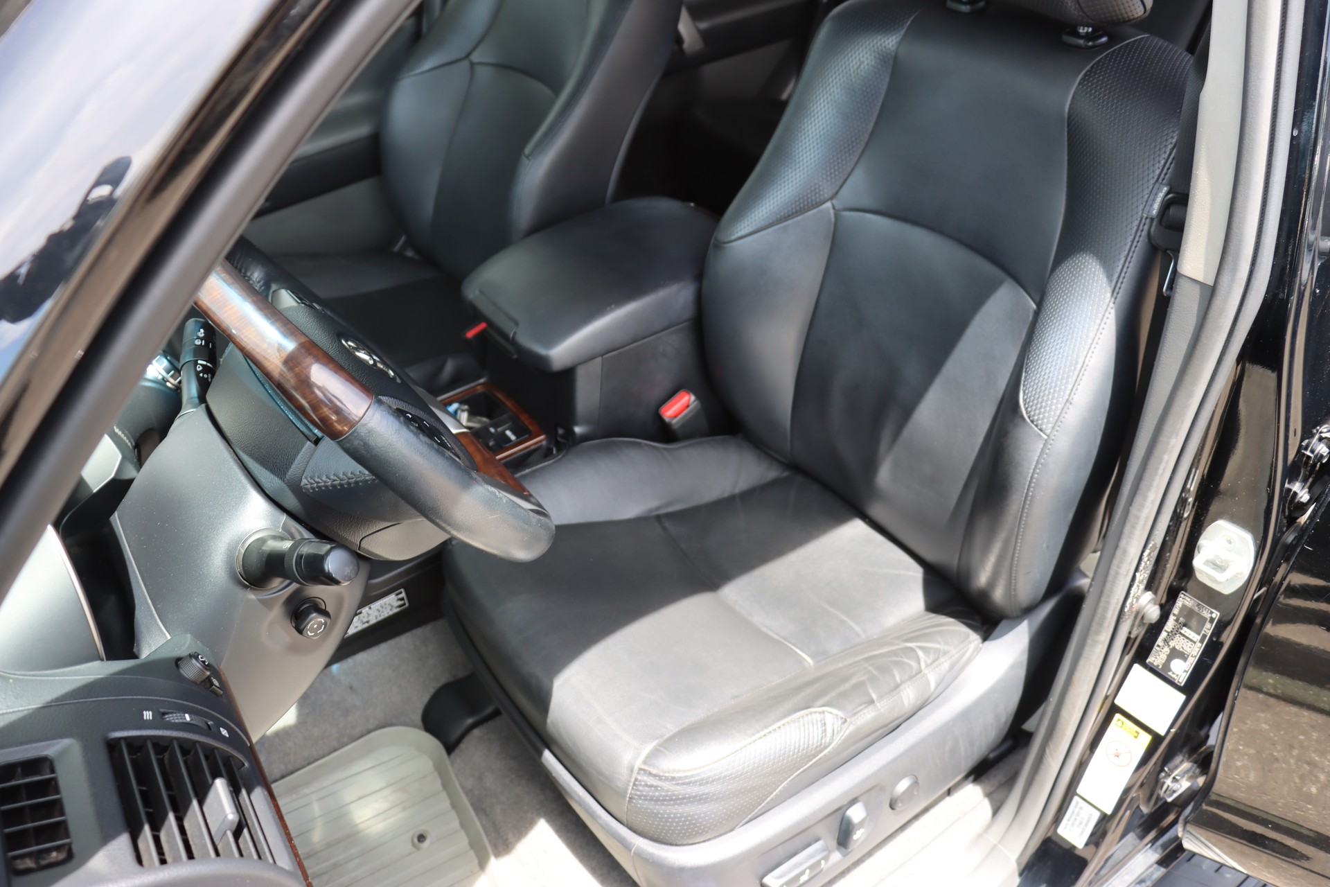 TOYOTA Land Cruiser 3.0 TD Linea Sol Premium Automatic-image-11