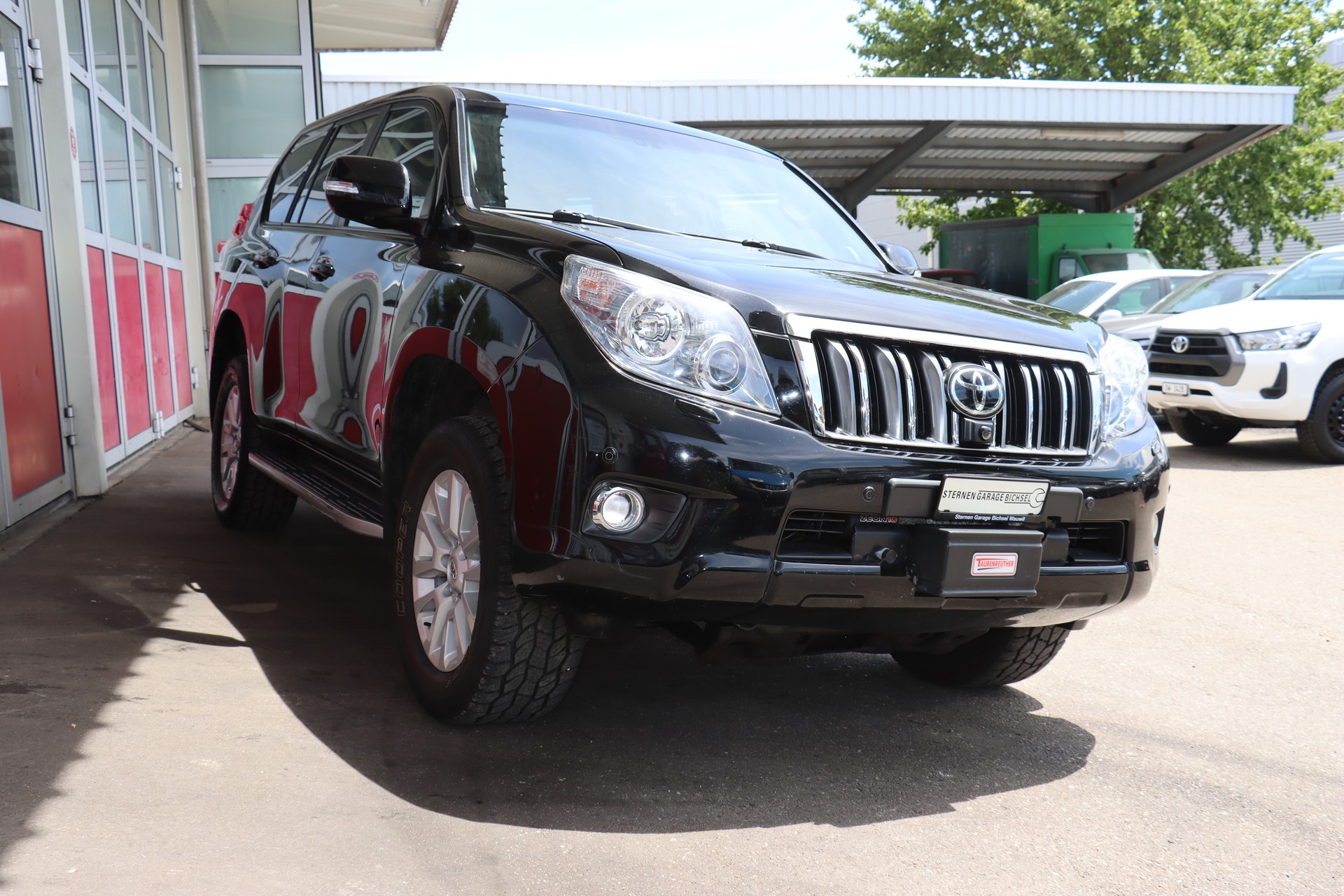 TOYOTA Land Cruiser 3.0 TD Linea Sol Premium Automatic-showroom-element-3
