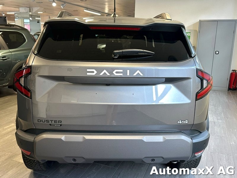 DACIA Duster 1.2 Hybrid Journey 4WD-image-4