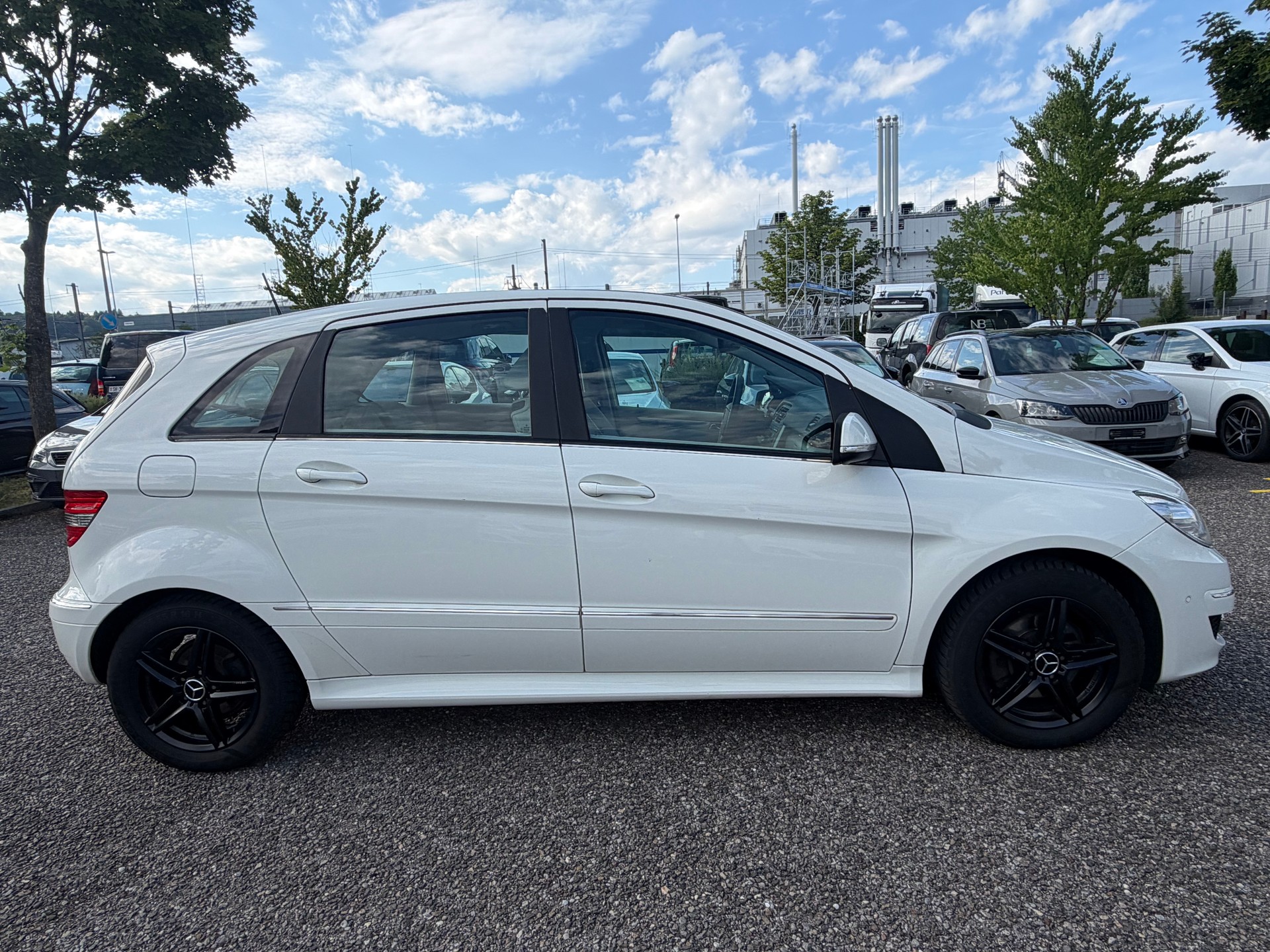 MERCEDES-BENZ B 200 Autotronic-image-3