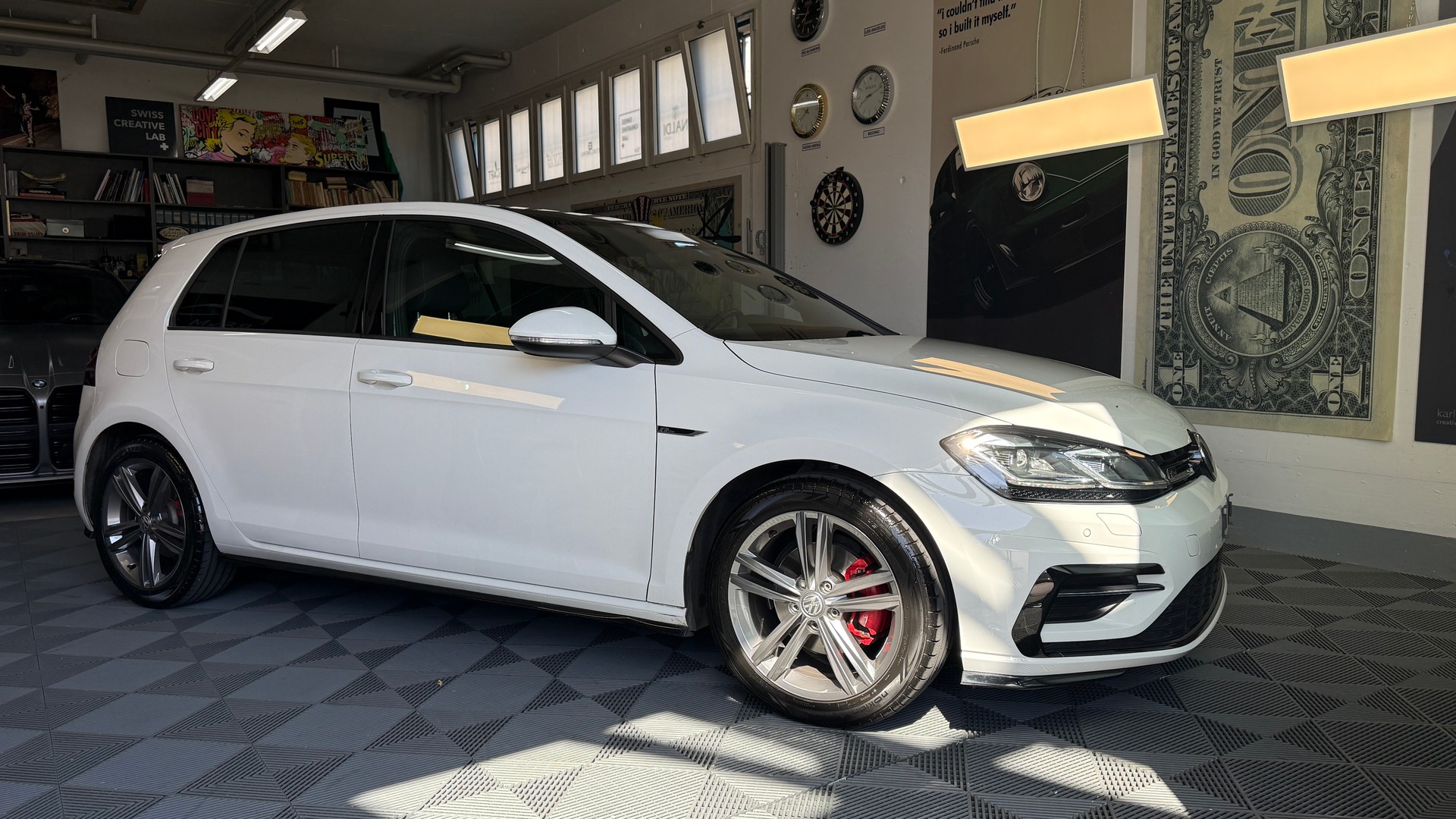 VW Golf 2.0 TDI Highline Swiss Line Limited DSG-image-0