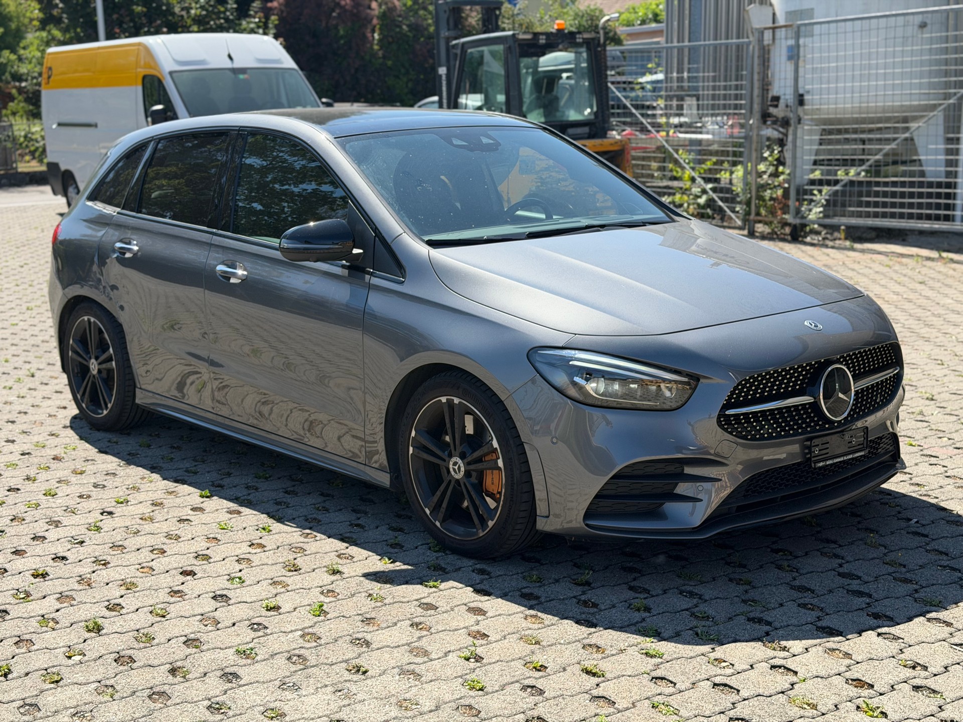MERCEDES-BENZ B 250 4Matic Style-image-1
