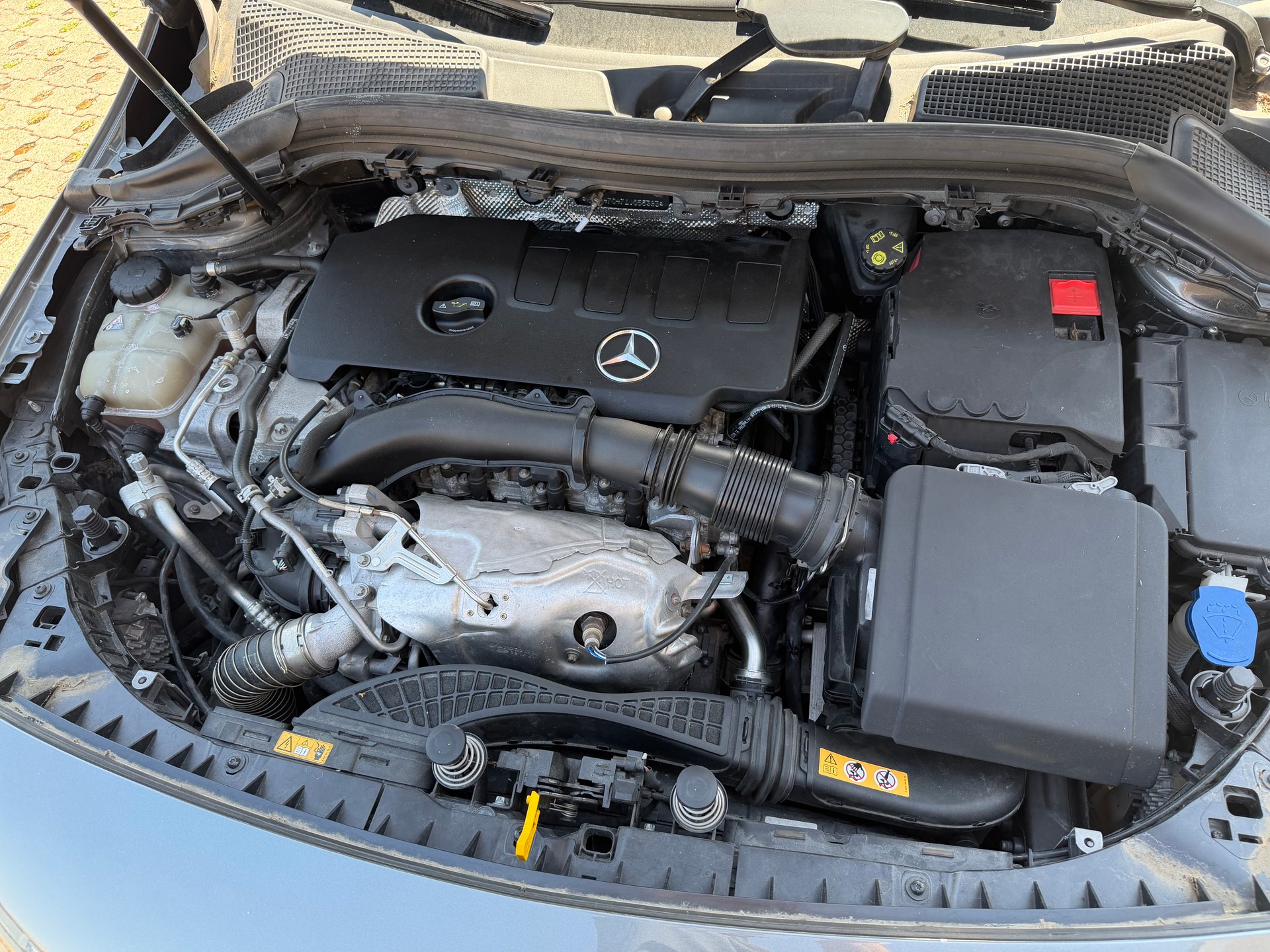 MERCEDES-BENZ B 250 4Matic Style-image-12