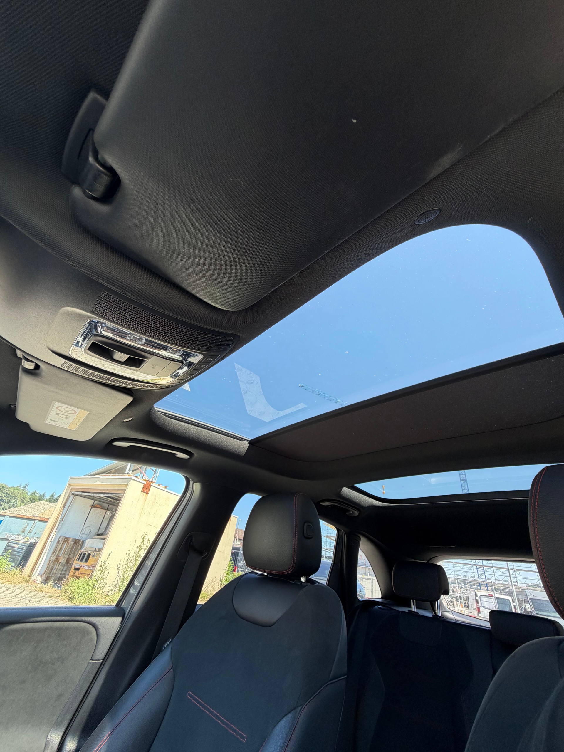 MERCEDES-BENZ B 250 4Matic Style-image-14