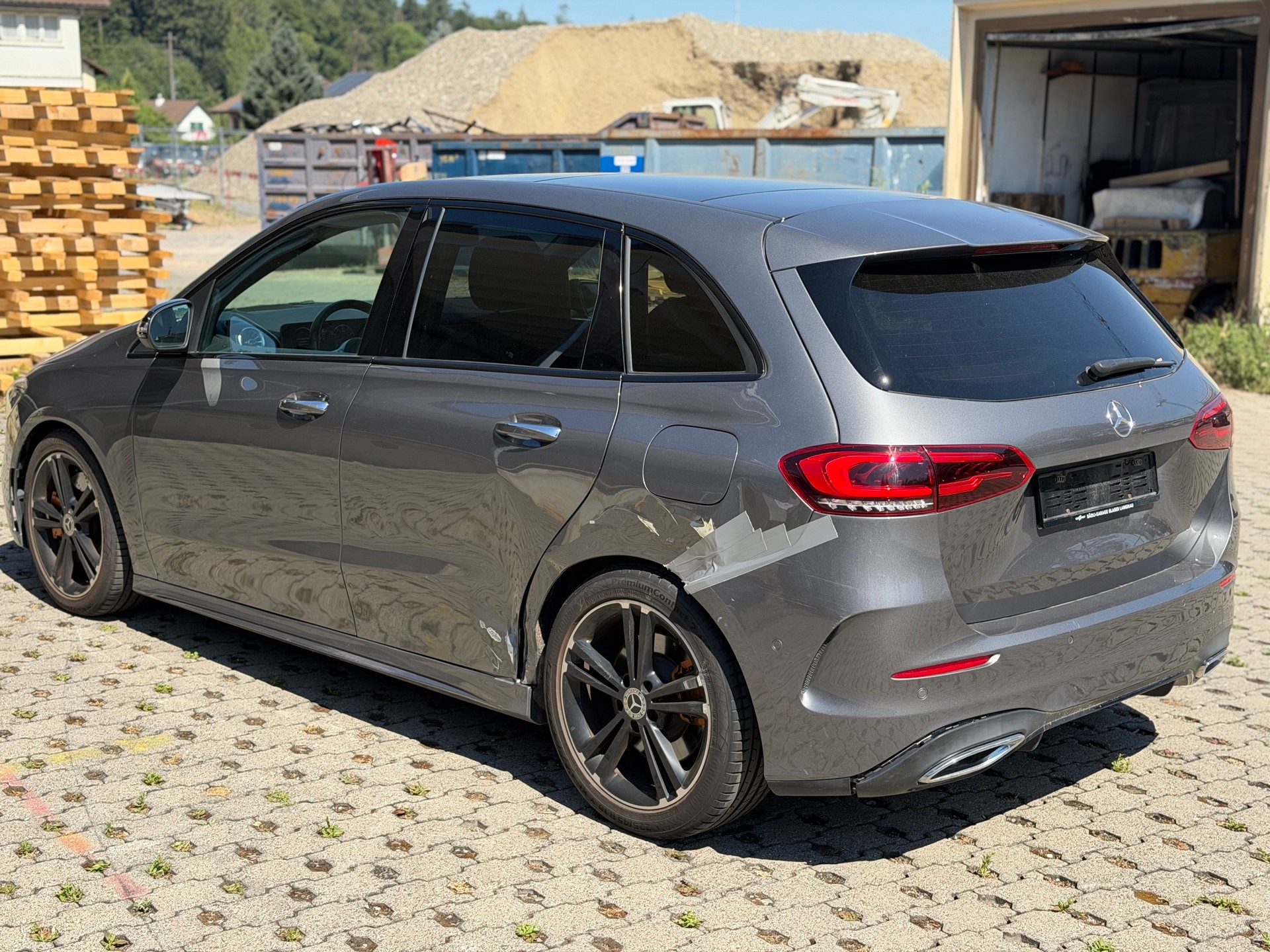 MERCEDES-BENZ B 250 4Matic Style-image-4